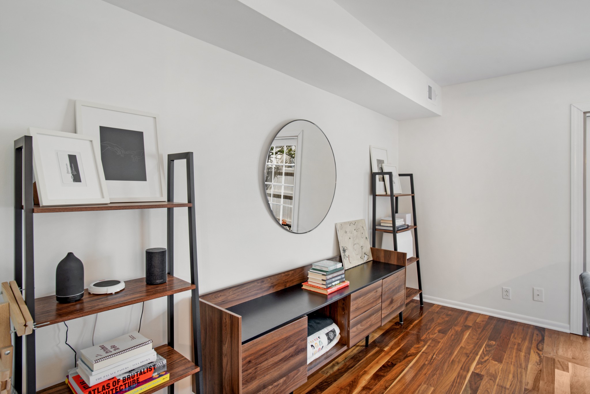 2097 Graybar Ln Unit: C1