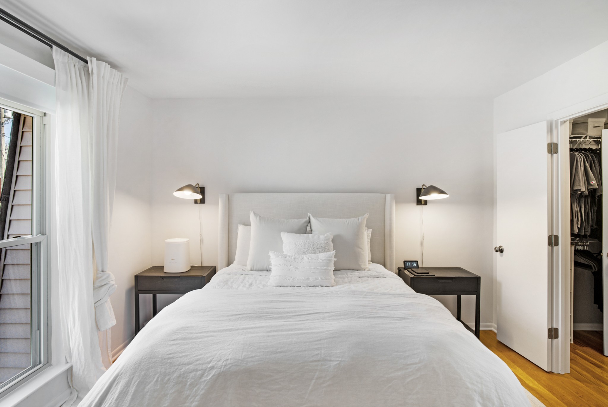 2097 Graybar Ln Unit: C1