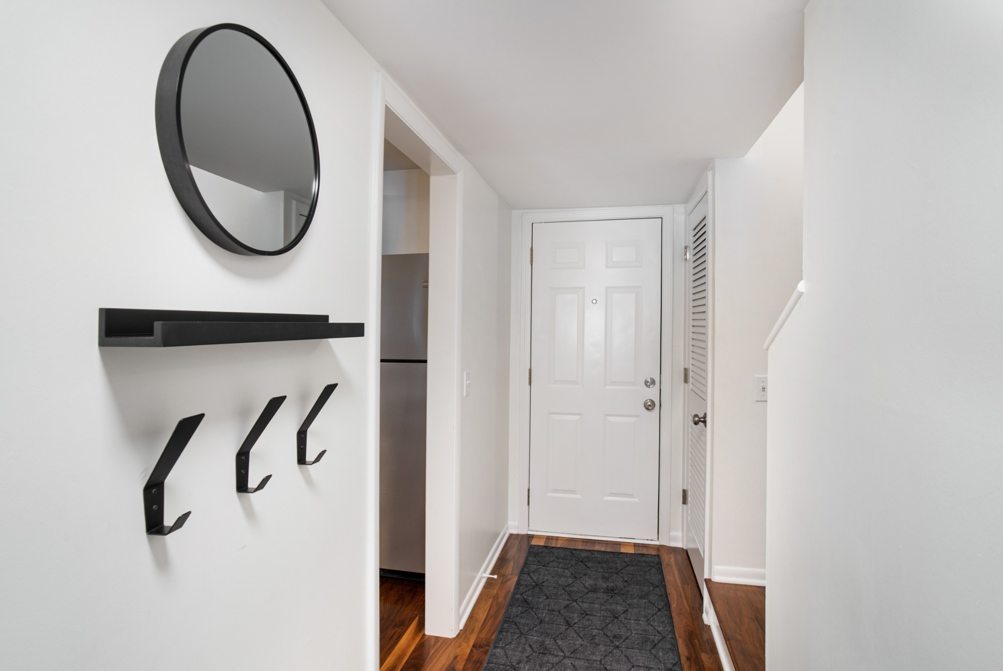 2097 Graybar Ln Unit: C1