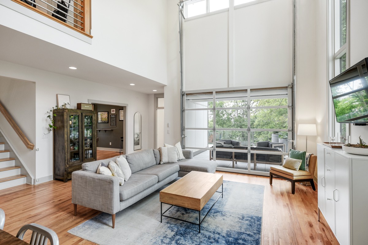 1006 Ozark St