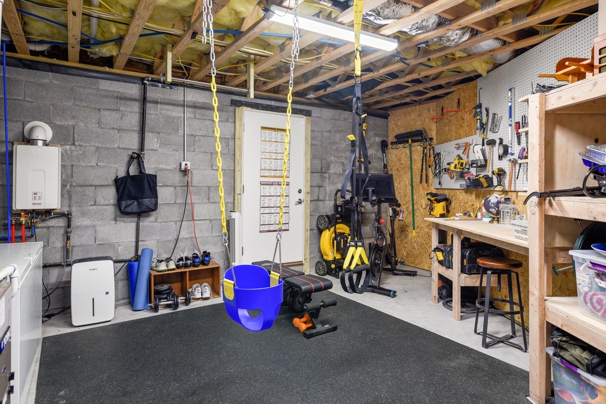 1006 Ozark St