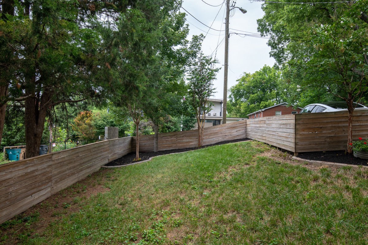 1006 Ozark St