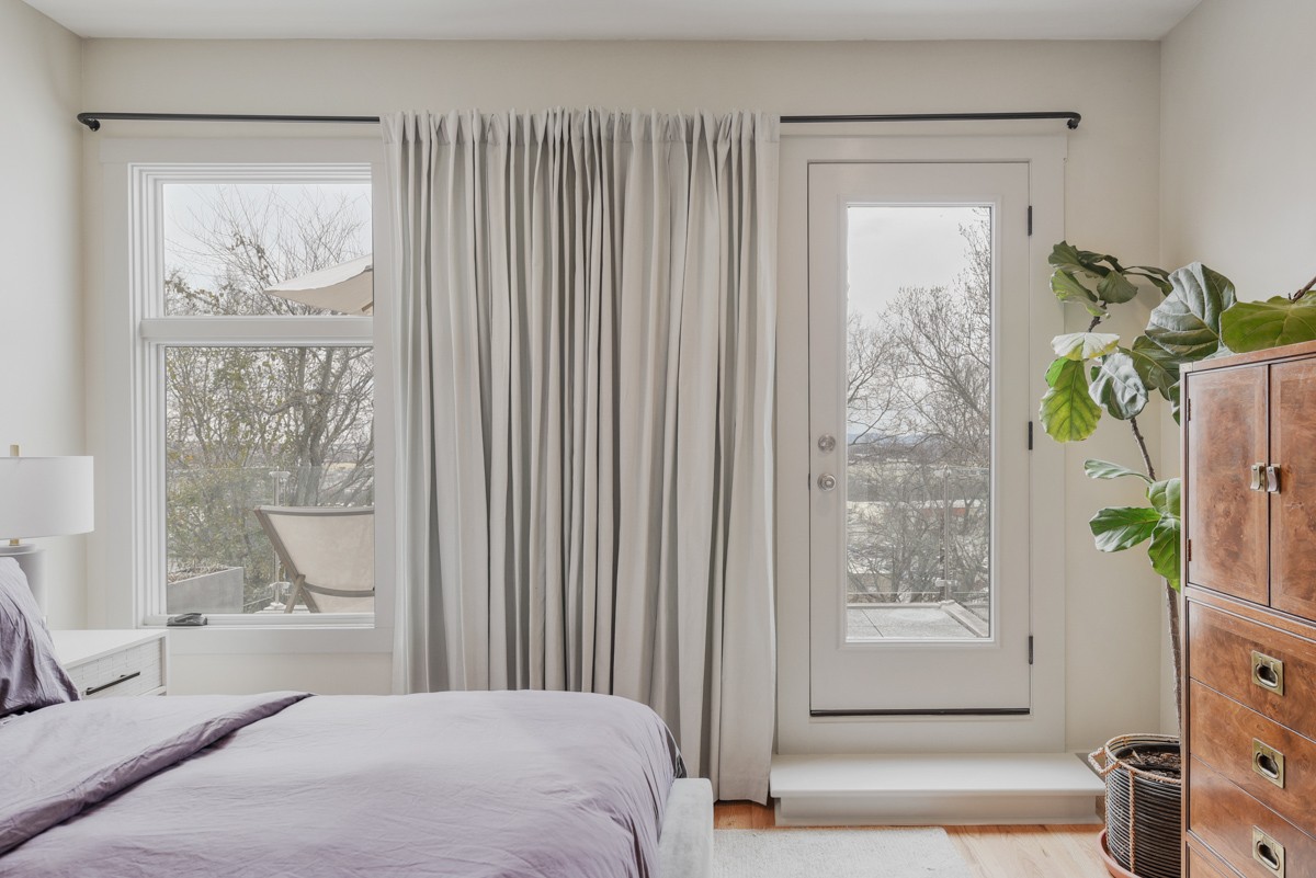 1006 Ozark St