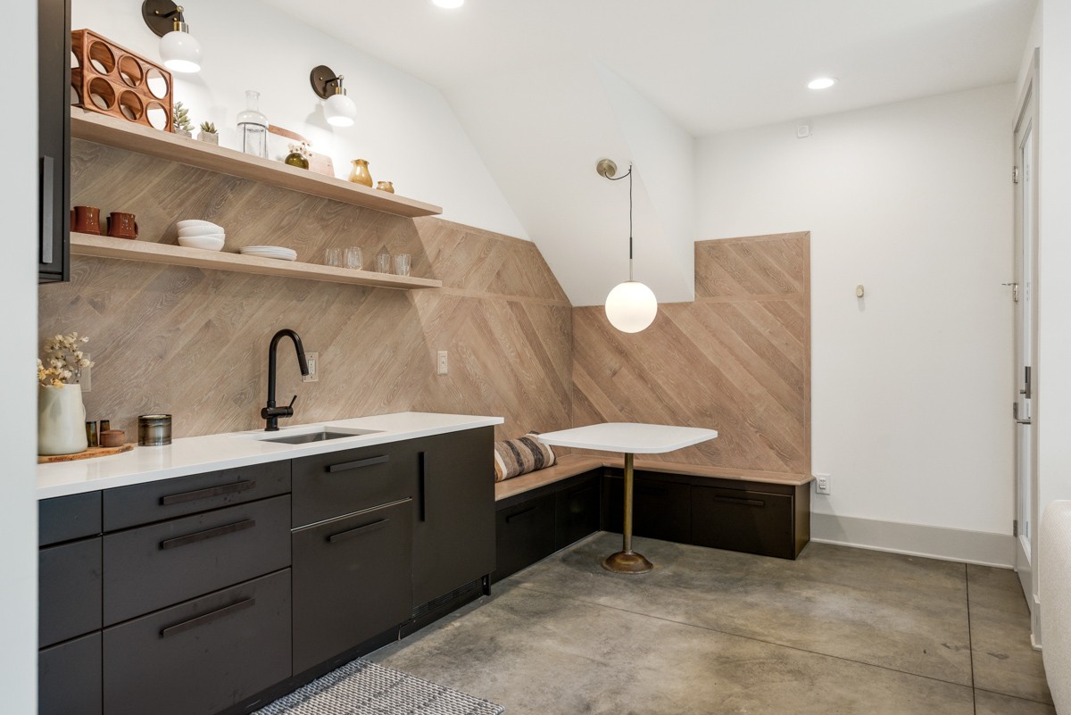 1006 Ozark St