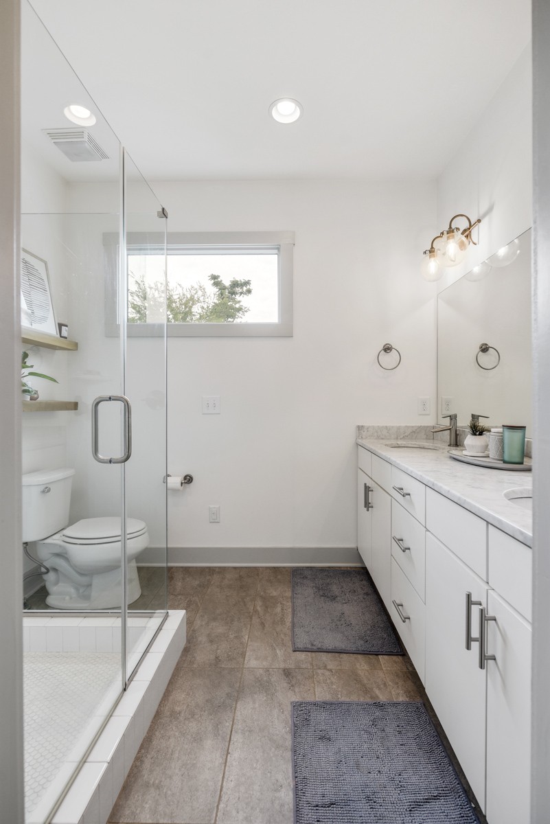 1006 Ozark St