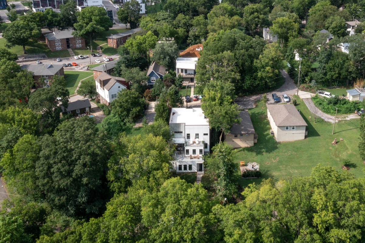 1006 Ozark St