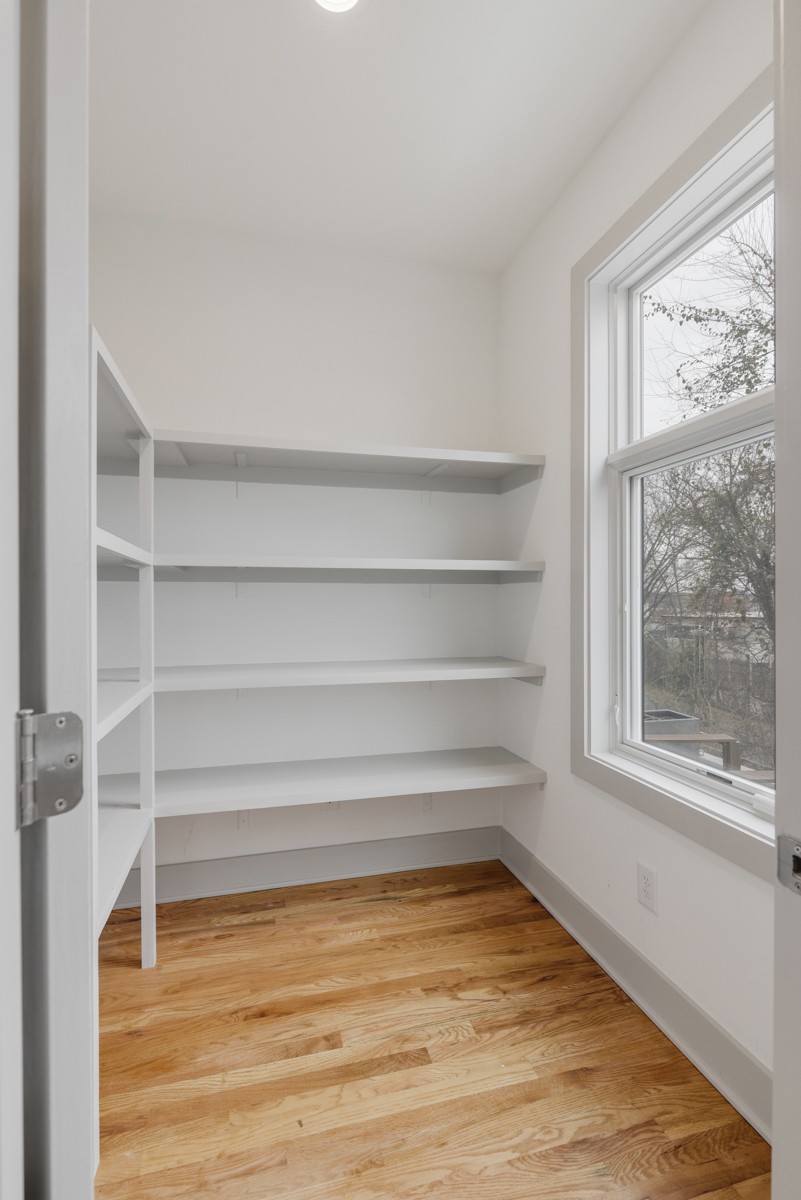 1006 Ozark St