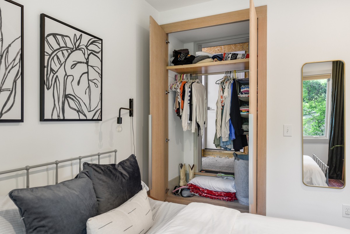 1006 Ozark St