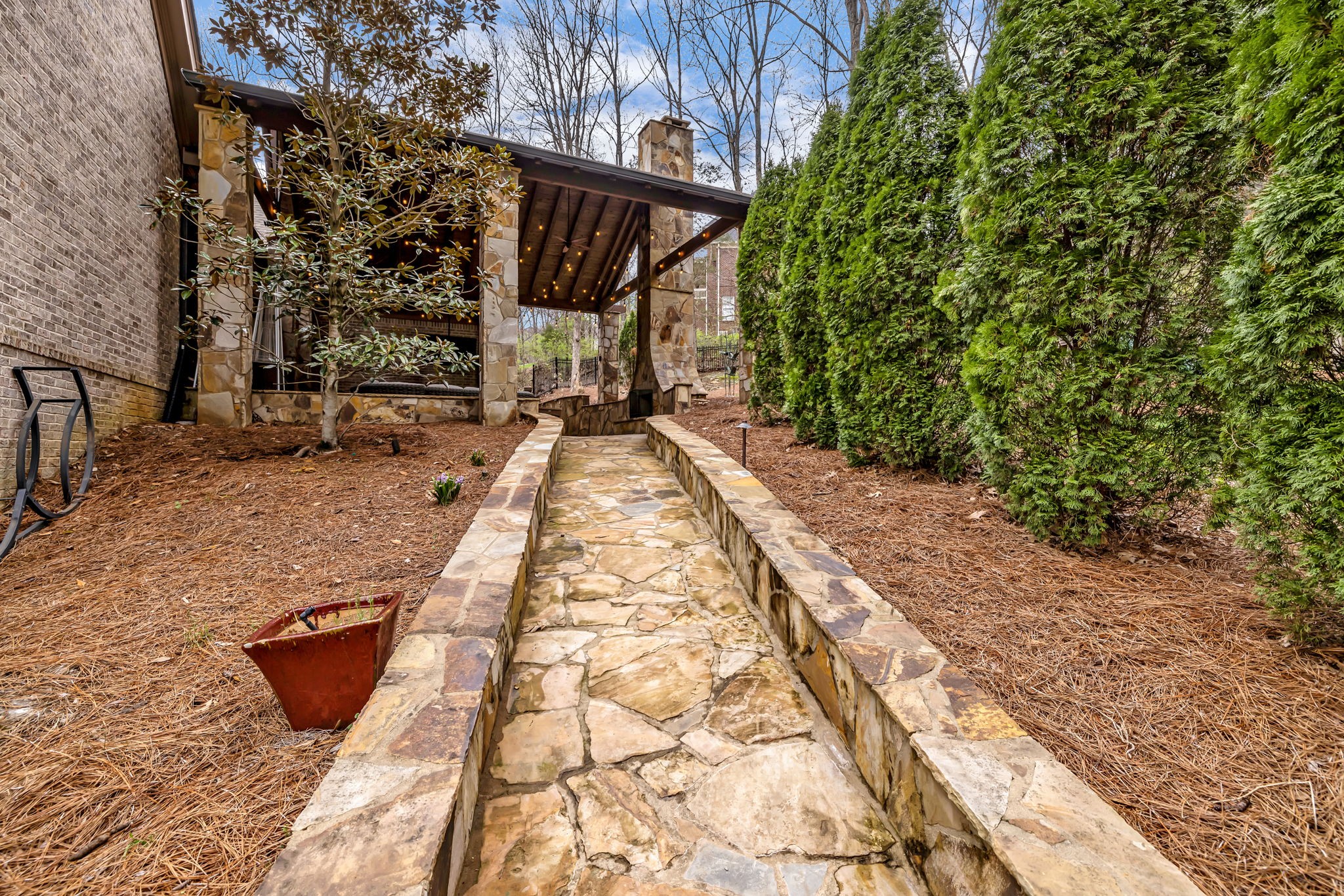 4001 Flagstone Ct