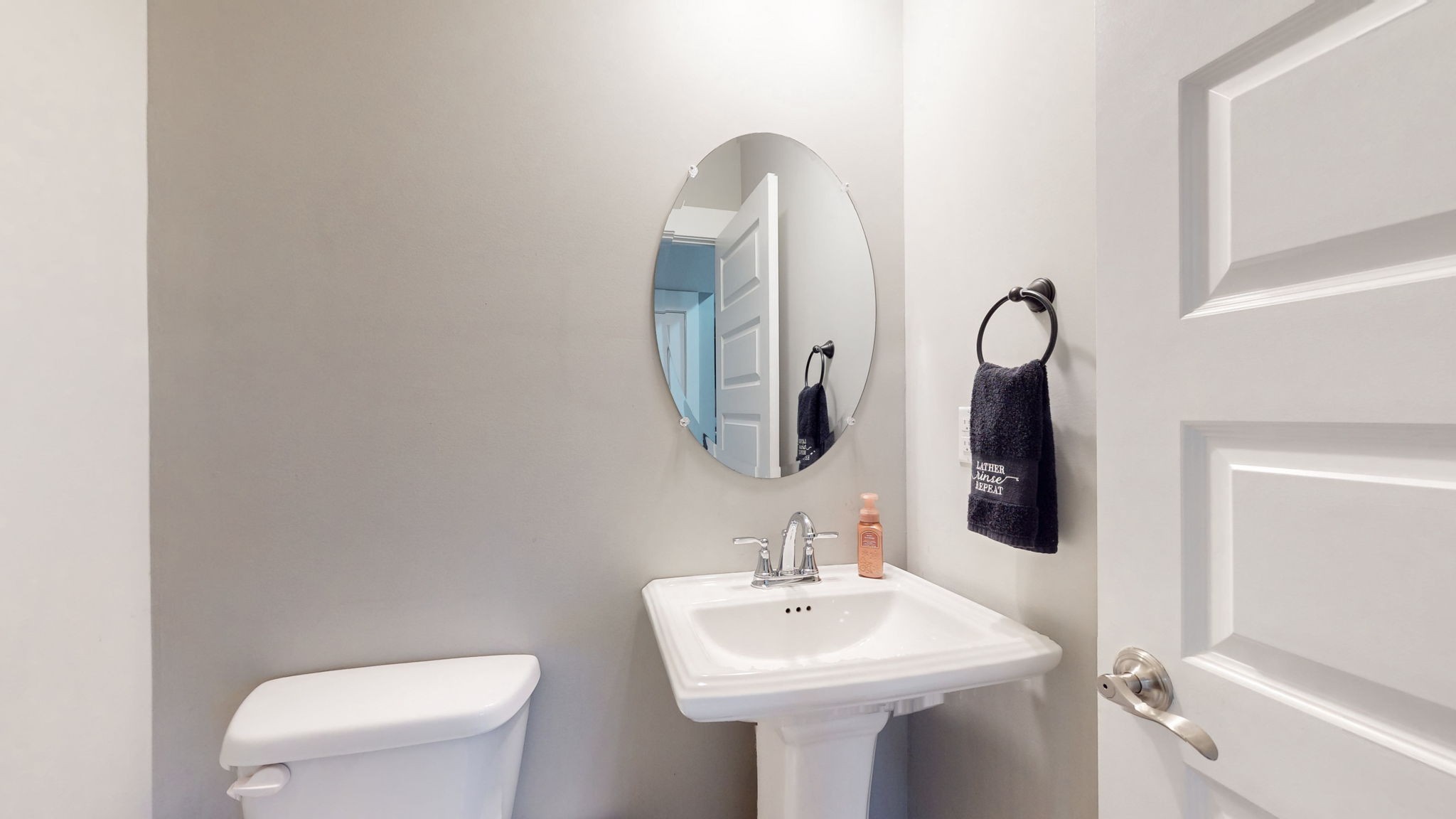 2143 Bell St Unit: C