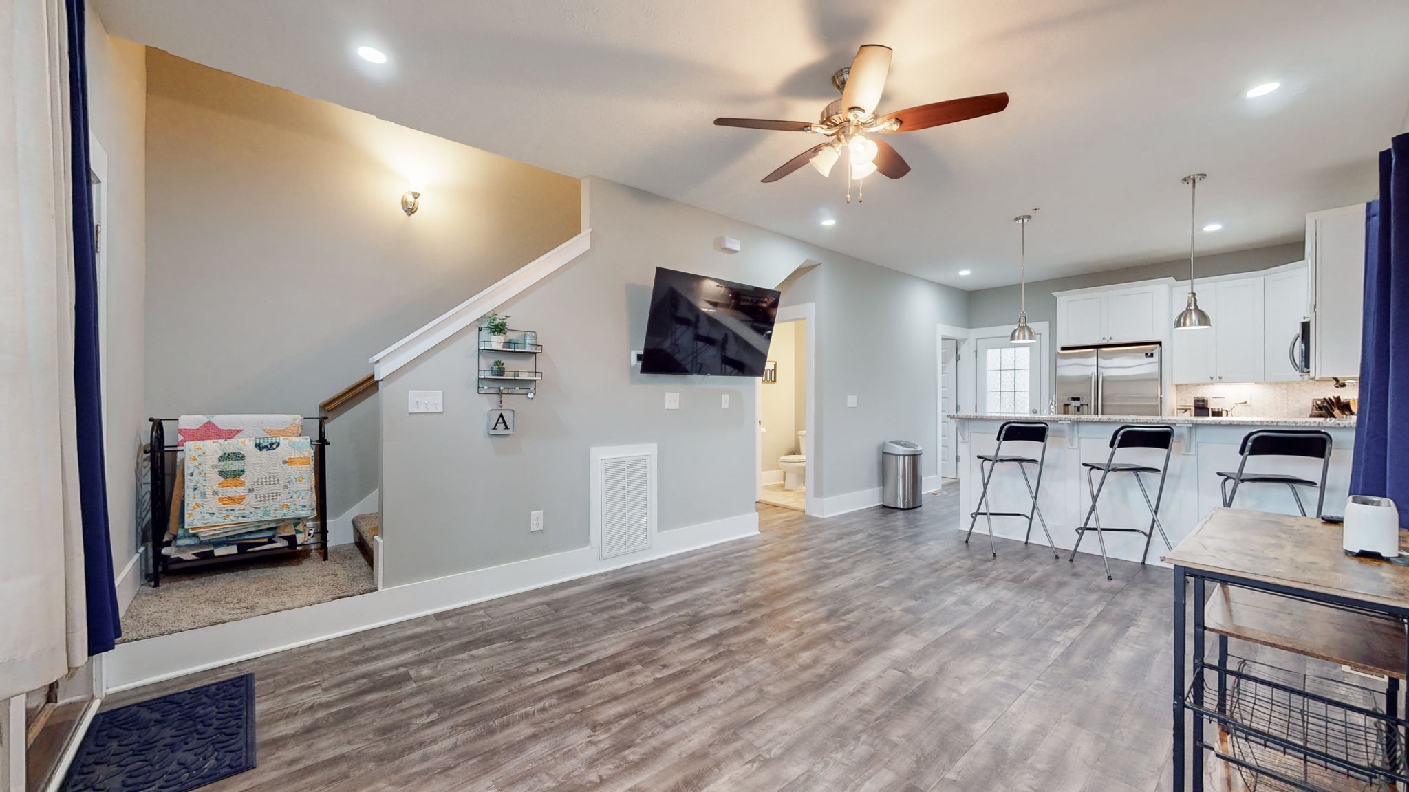 2143 Bell St Unit: C