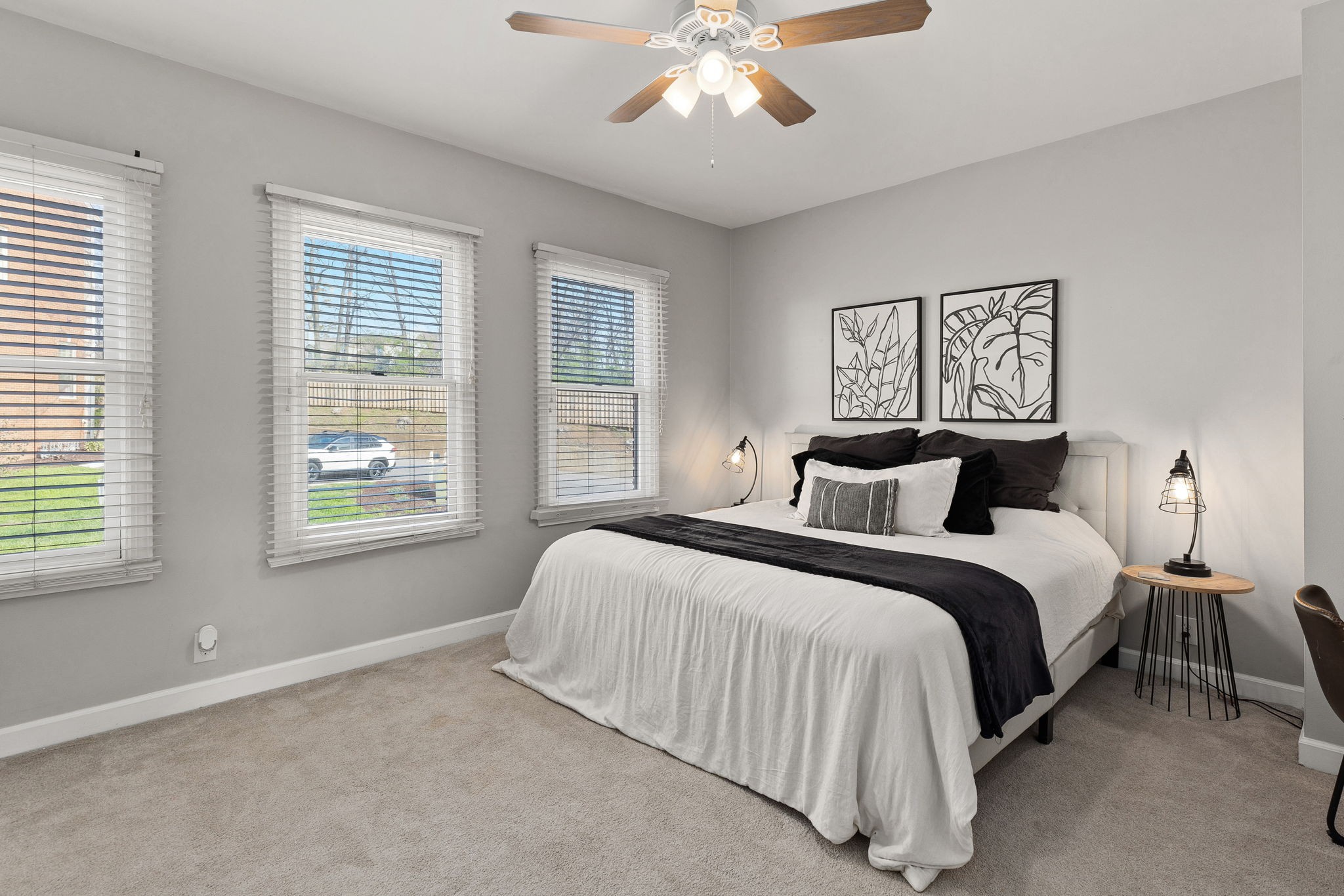 118 Forest Place Cir