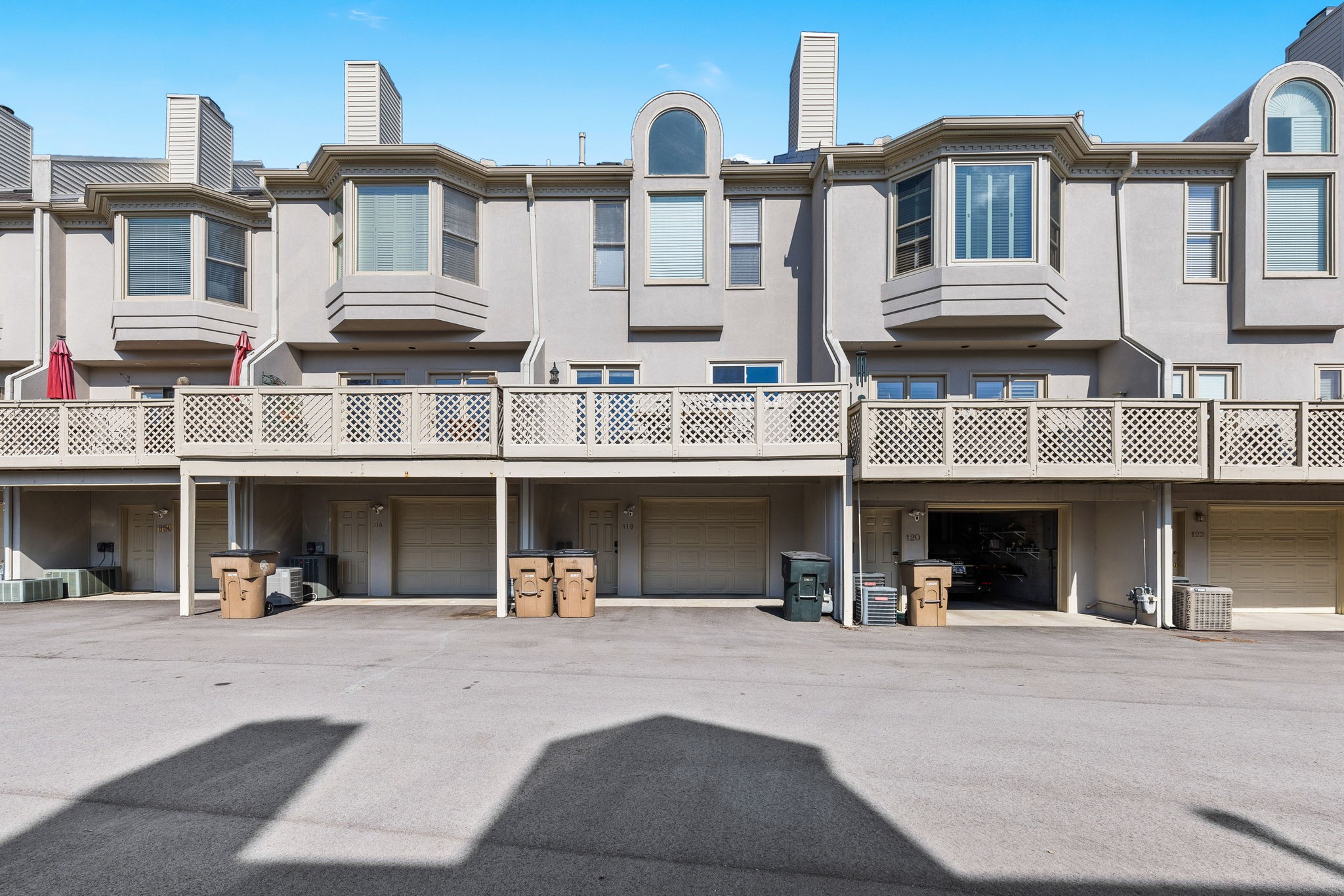 118 Forest Place Cir