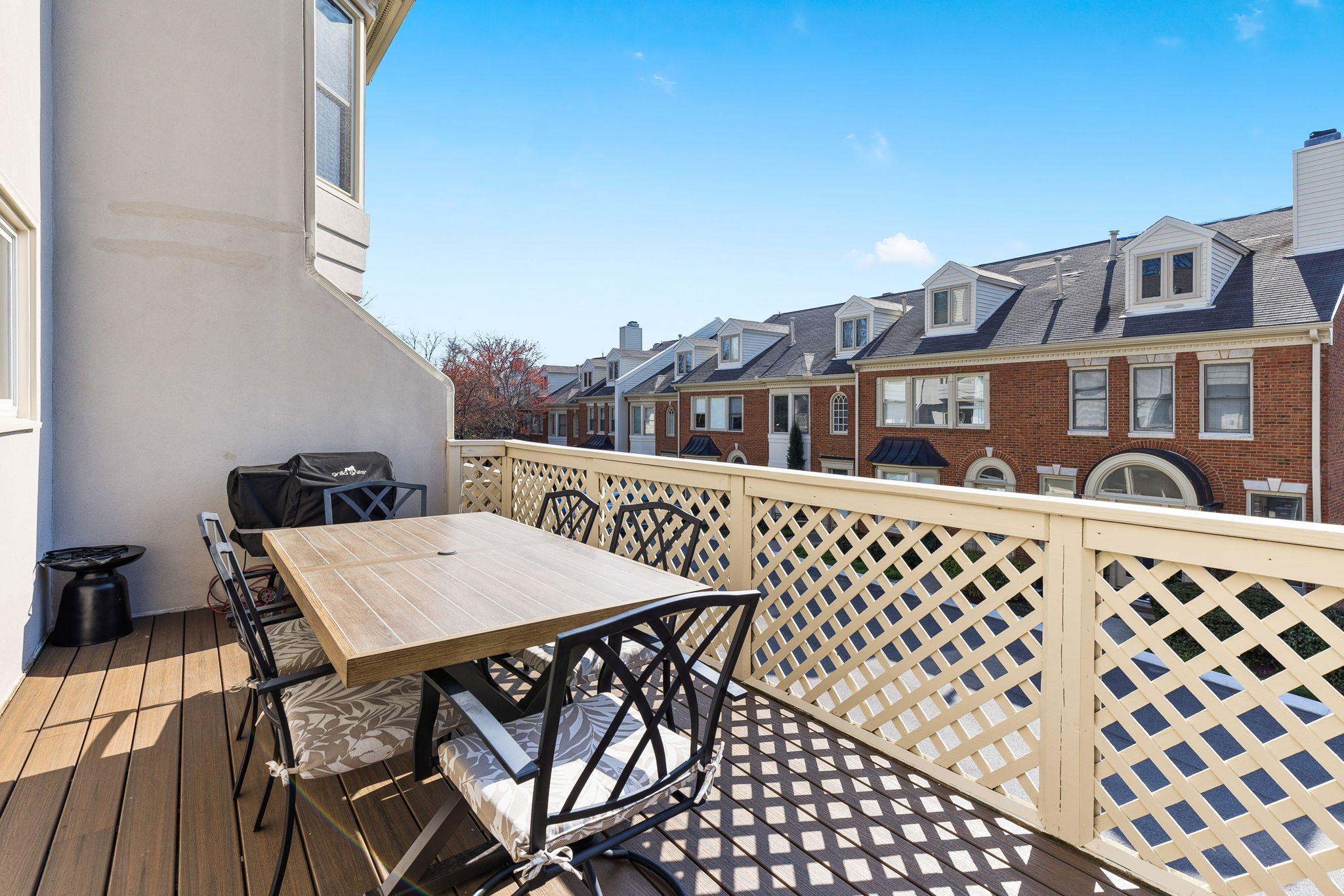 118 Forest Place Cir