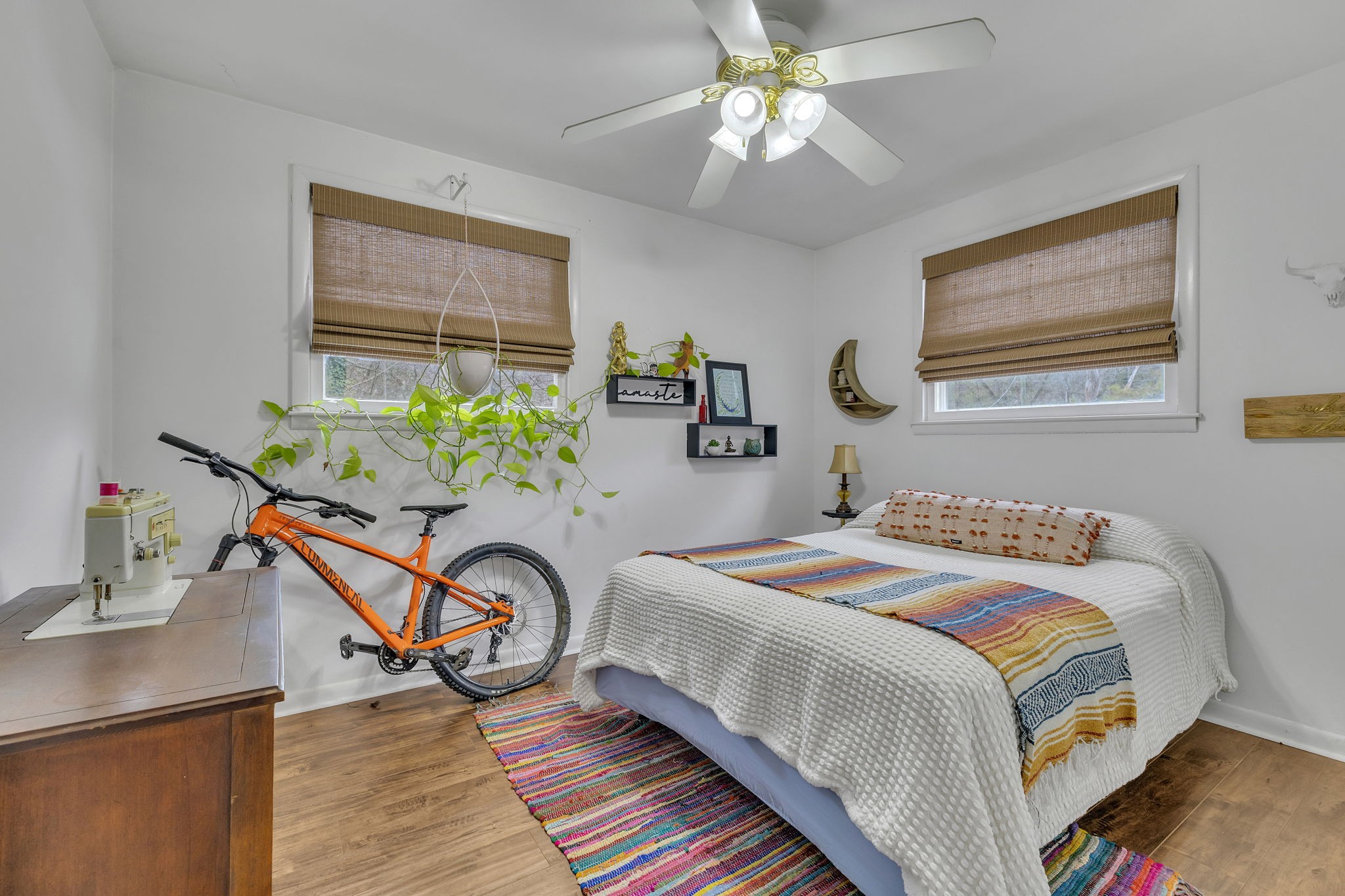 7064 River Road Pike