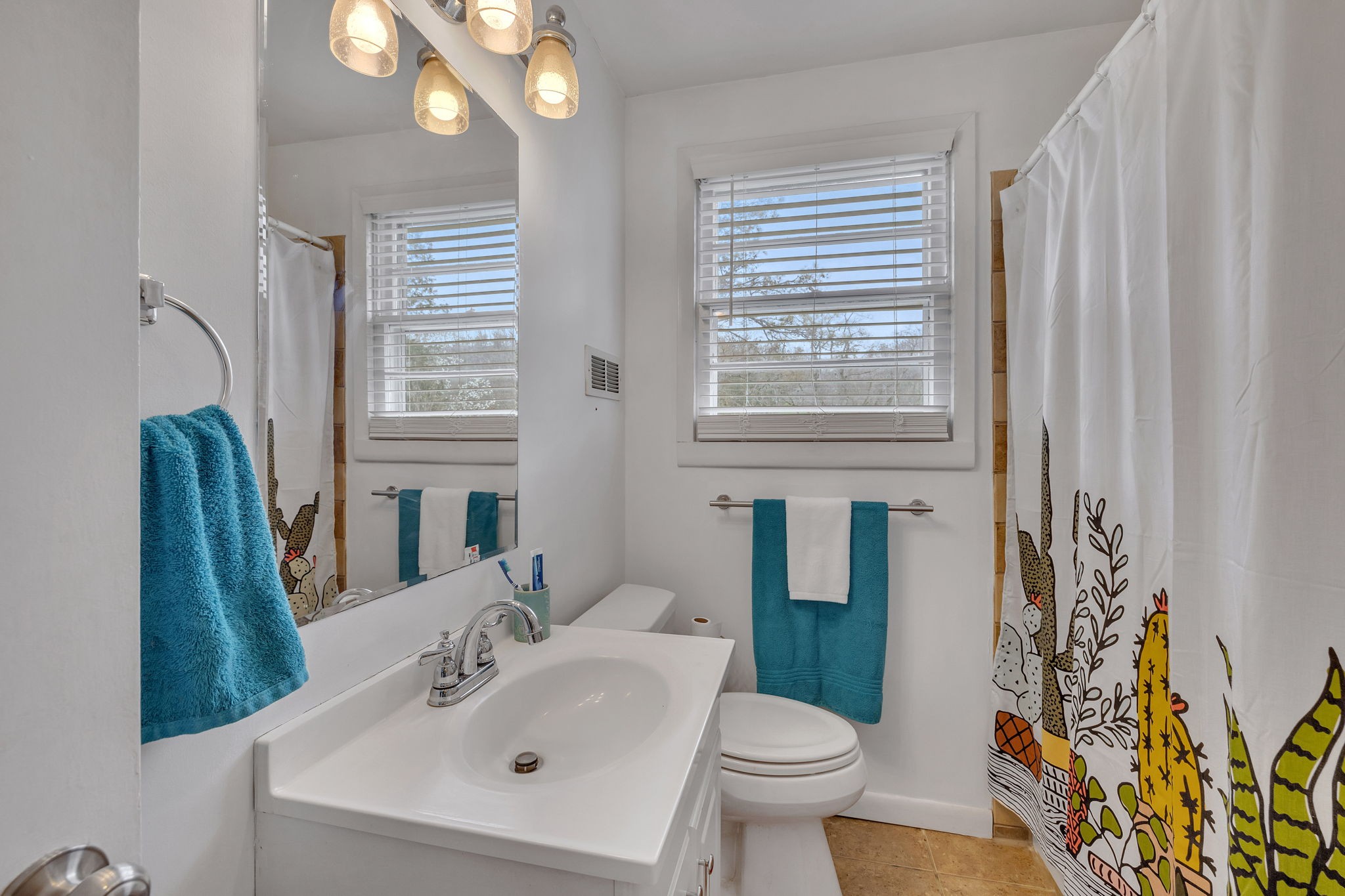 7064 River Road Pike