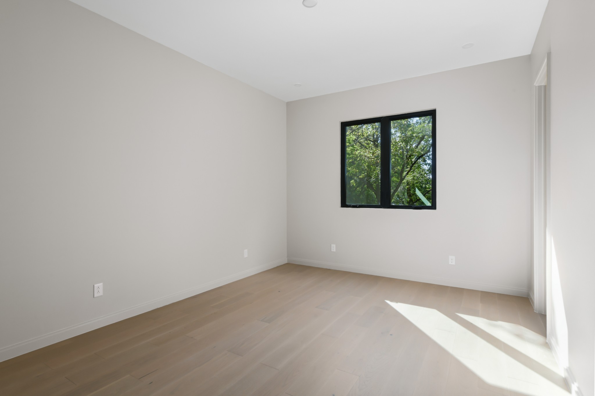 3707 Woodmont Blvd Unit: B
