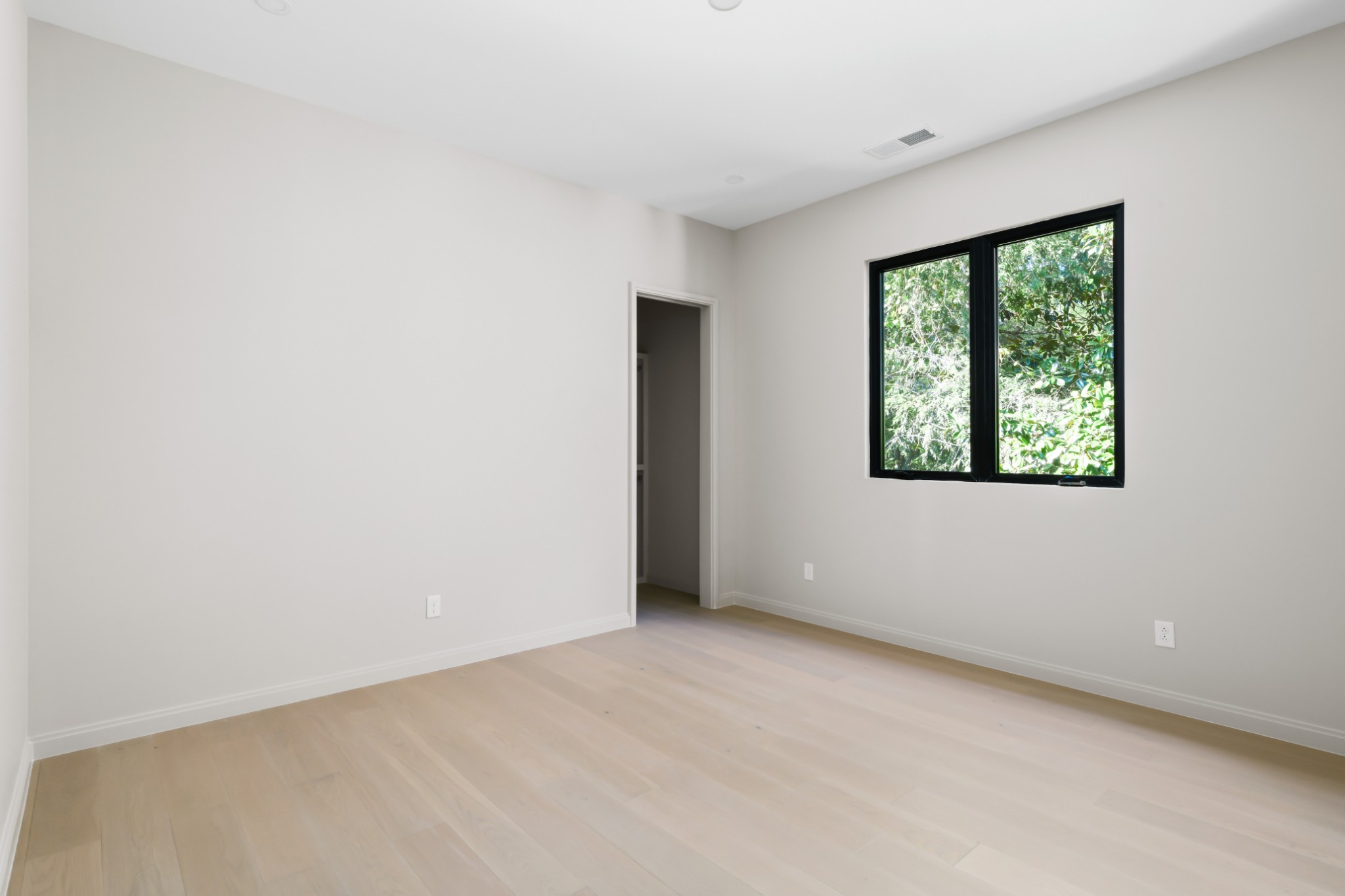 3707 Woodmont Blvd Unit: B