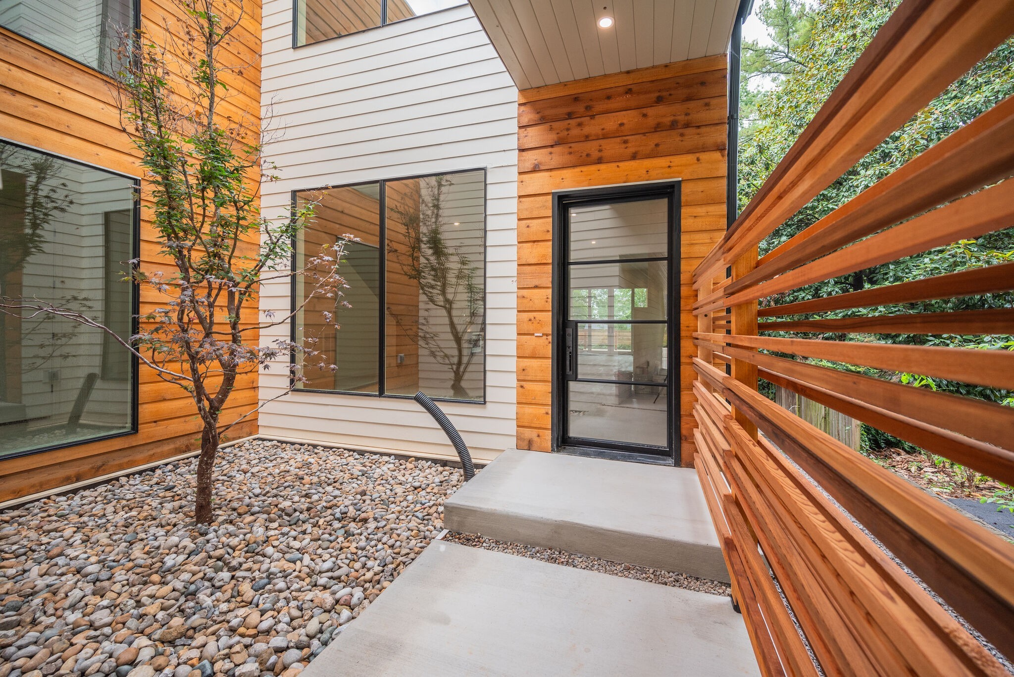 3707 Woodmont Blvd Unit: B