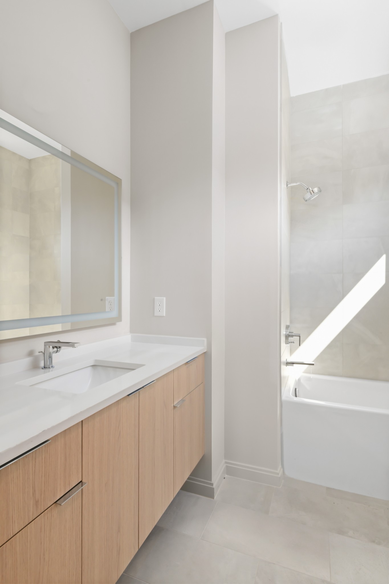 3707 Woodmont Blvd Unit: B