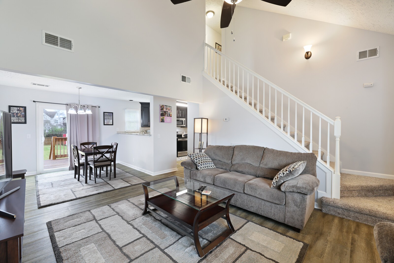 2920 Steamboat Dr