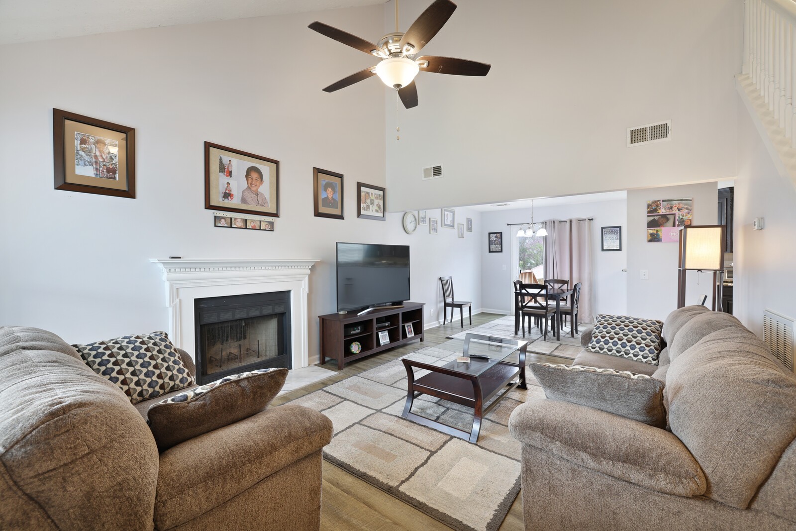2920 Steamboat Dr