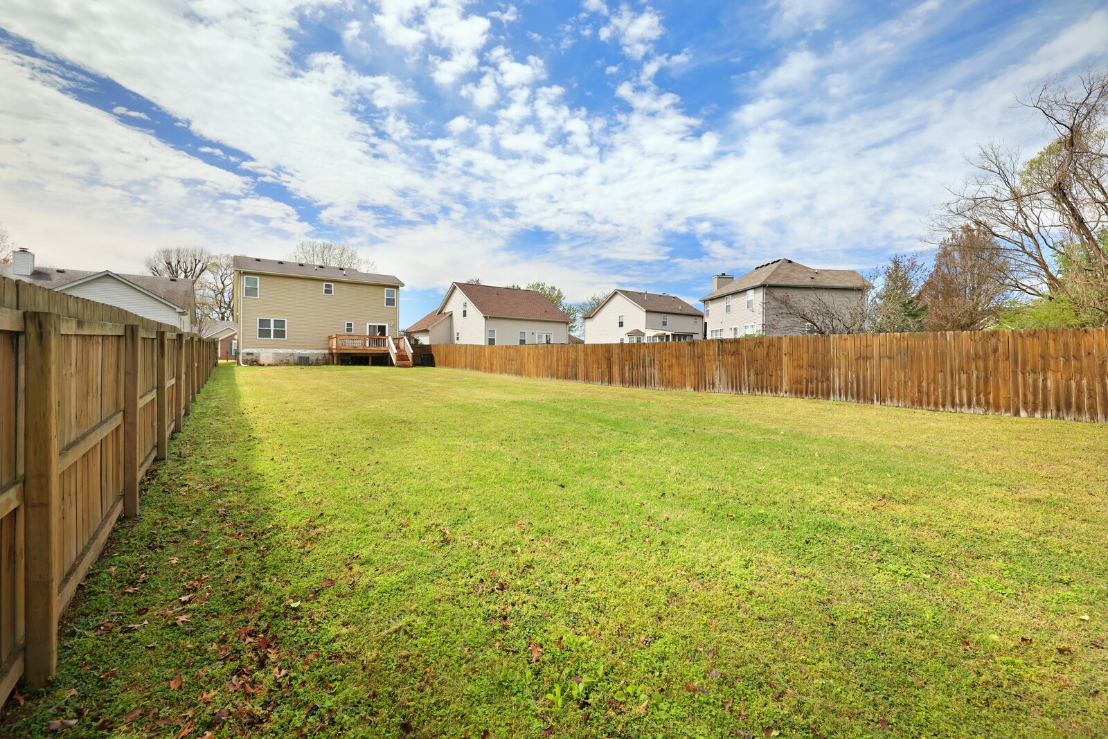 2920 Steamboat Dr