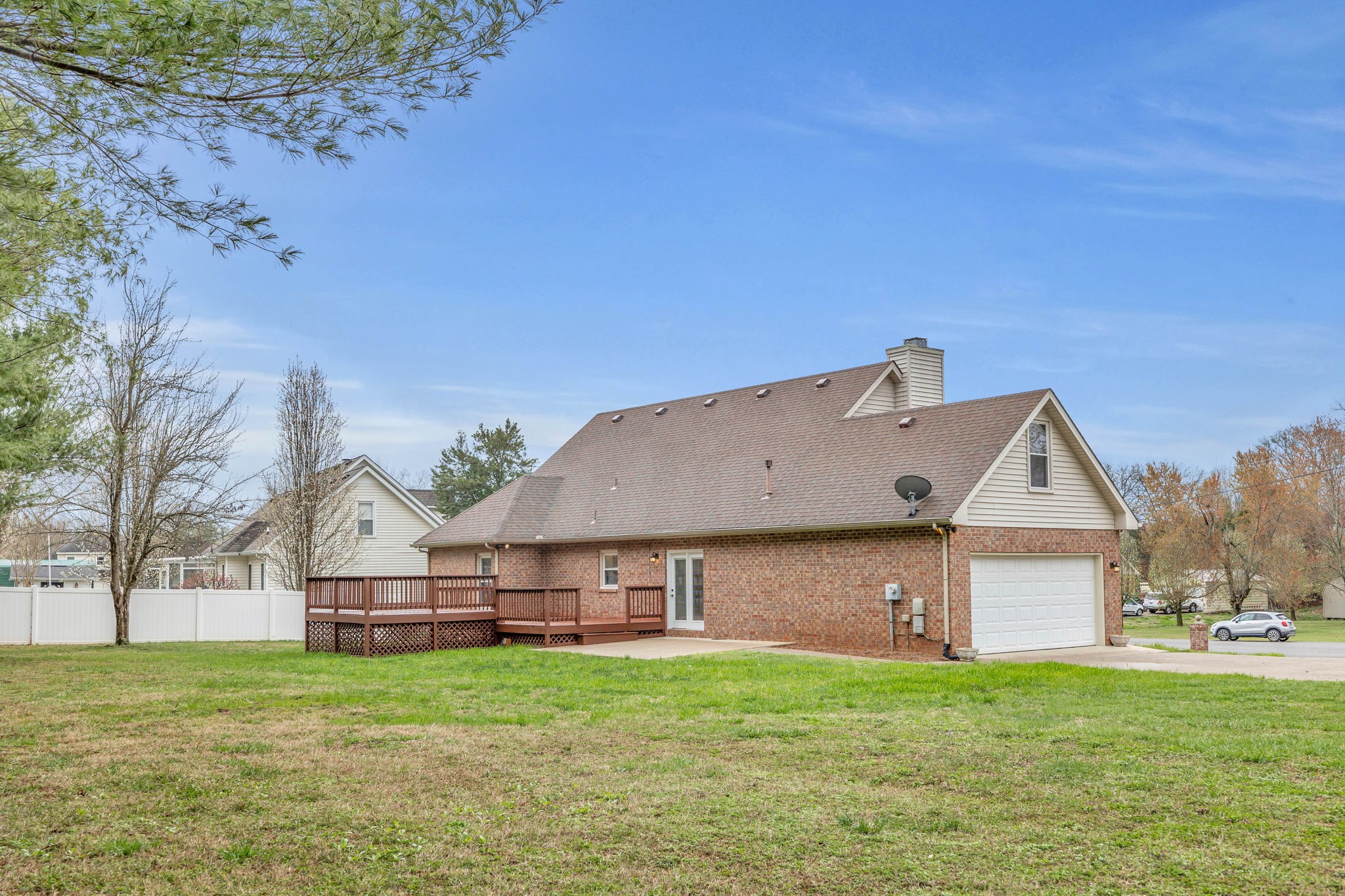 2314 N Bellah Ct