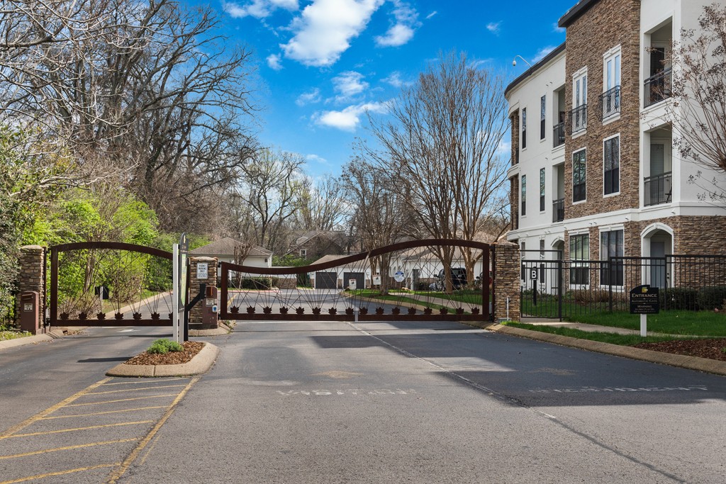 2600 Hillsboro Pike Unit: 309