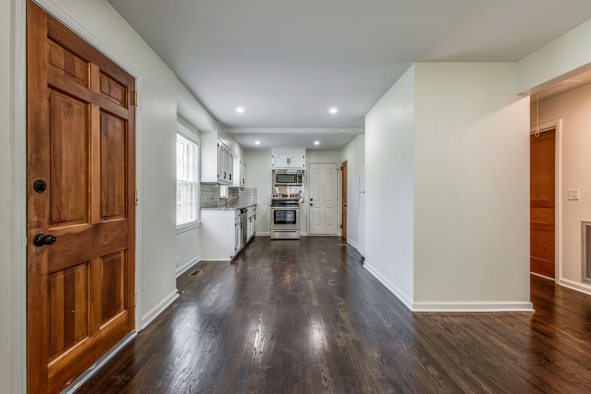 204 Ridgeway Dr