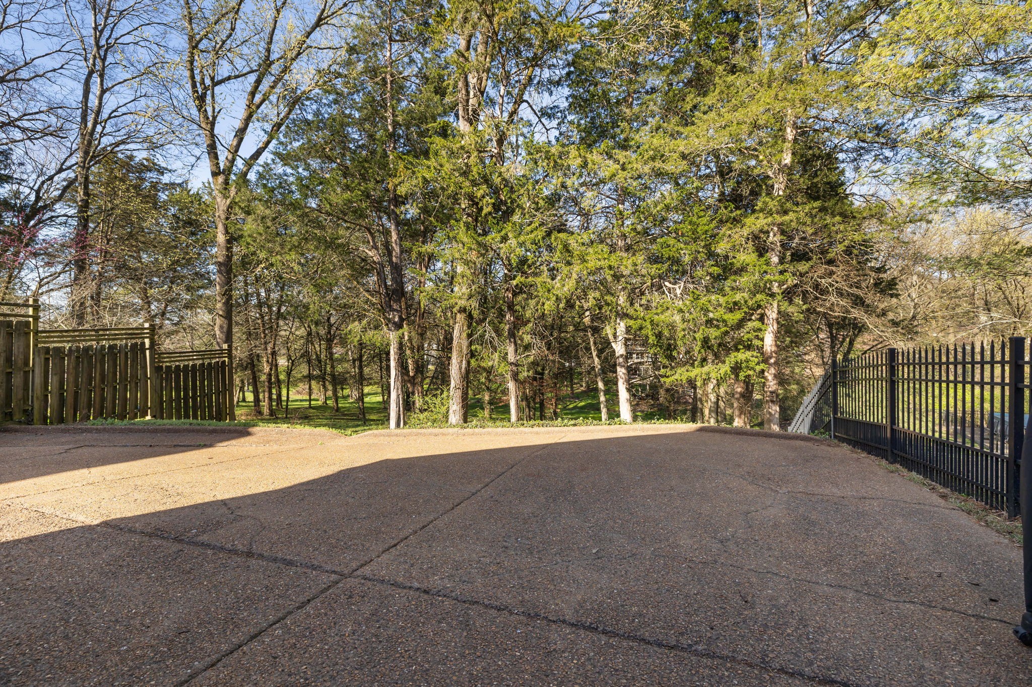 126 Belle Glen Dr