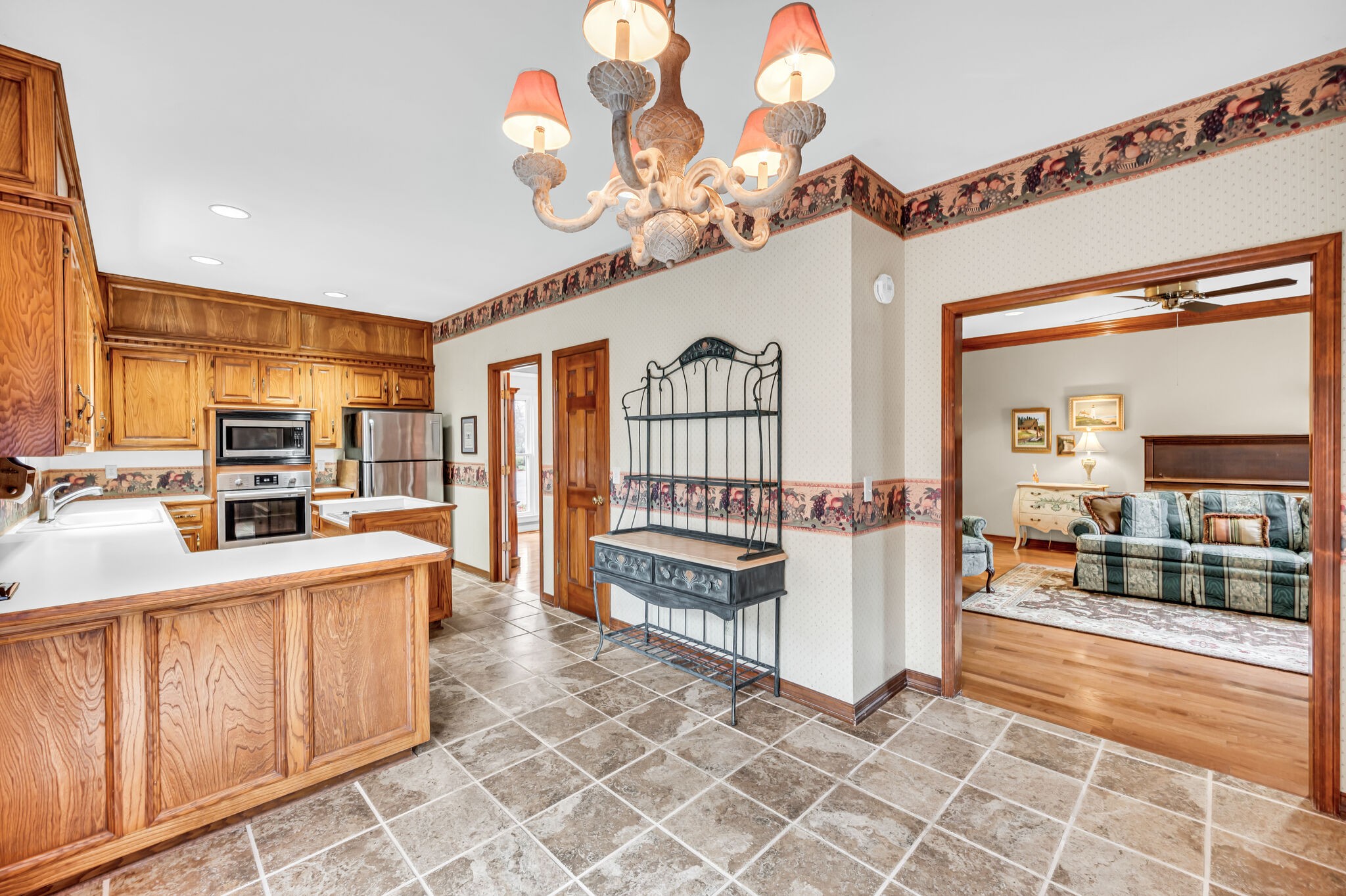 122 Belle Glen Dr