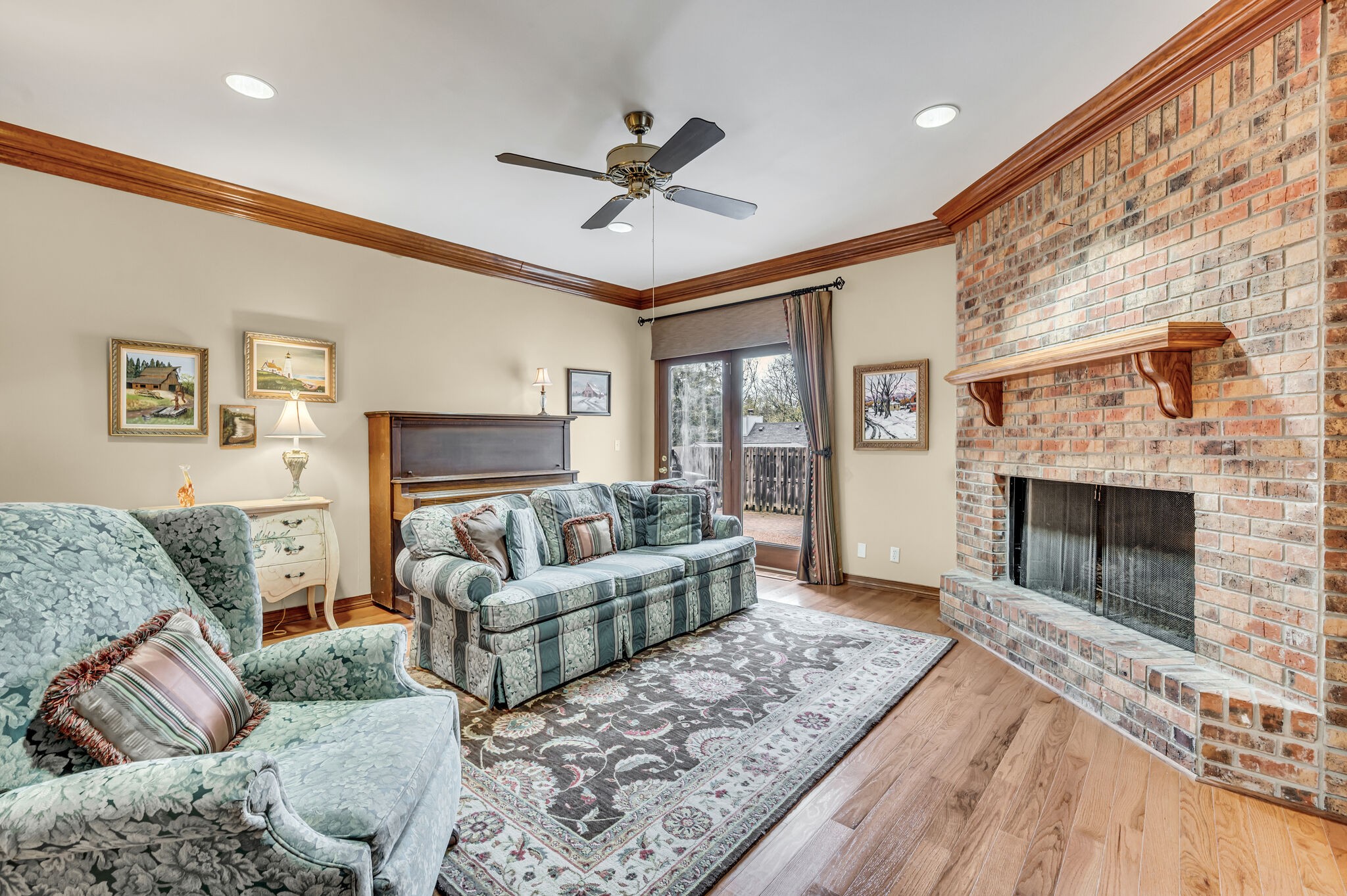 122 Belle Glen Dr