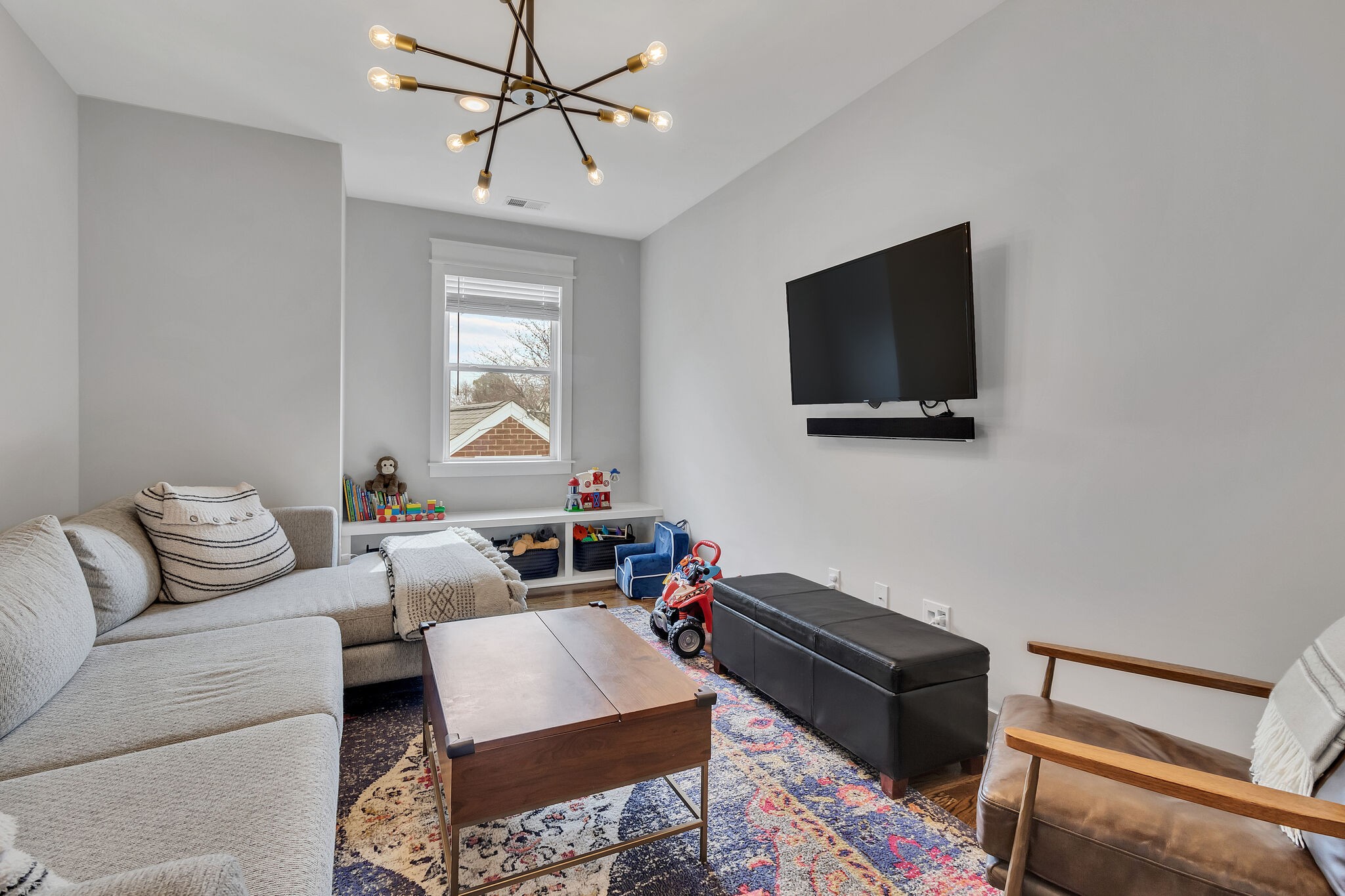 913 Crescent Hill Rd Unit: A