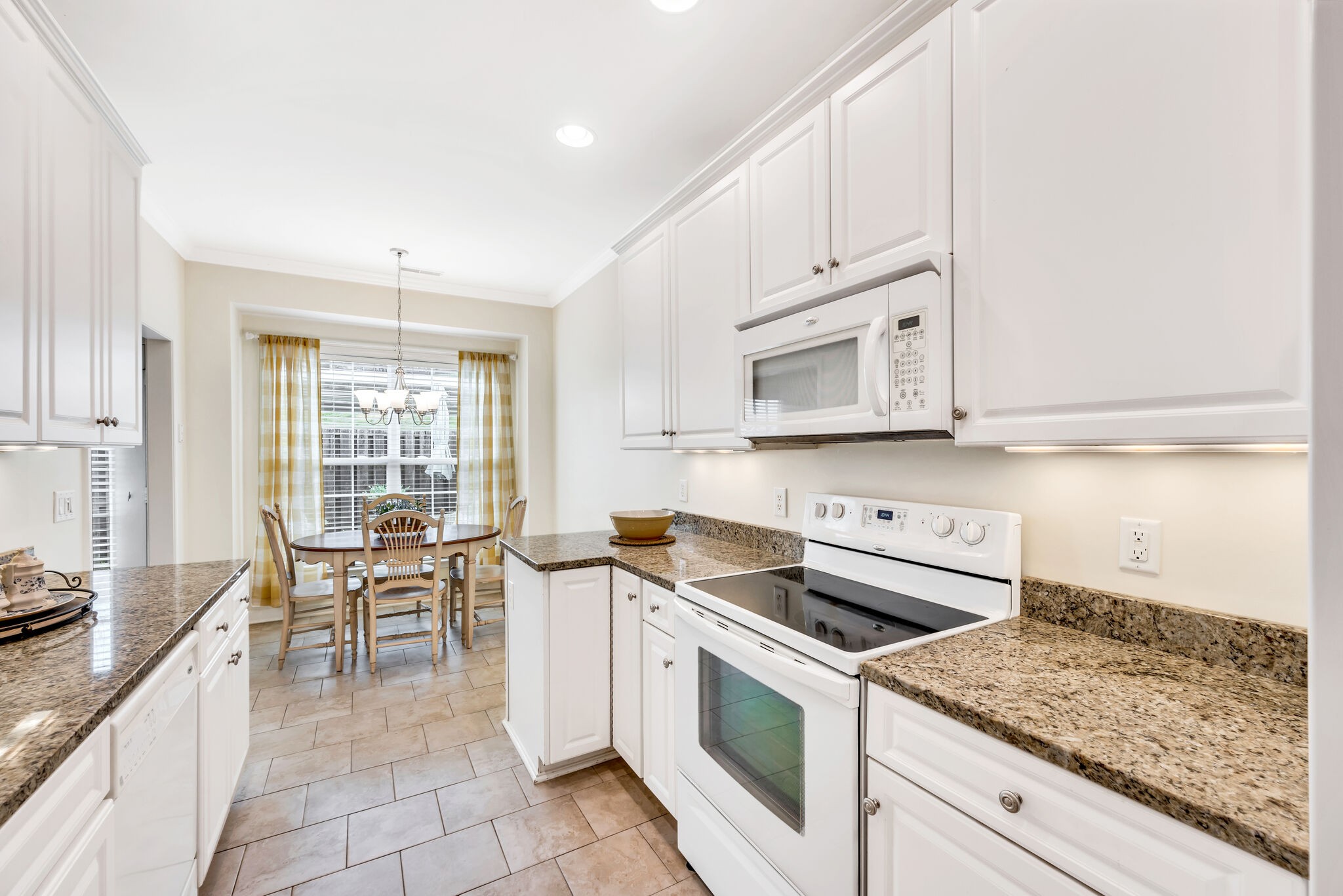 7135 Sunrise Cir