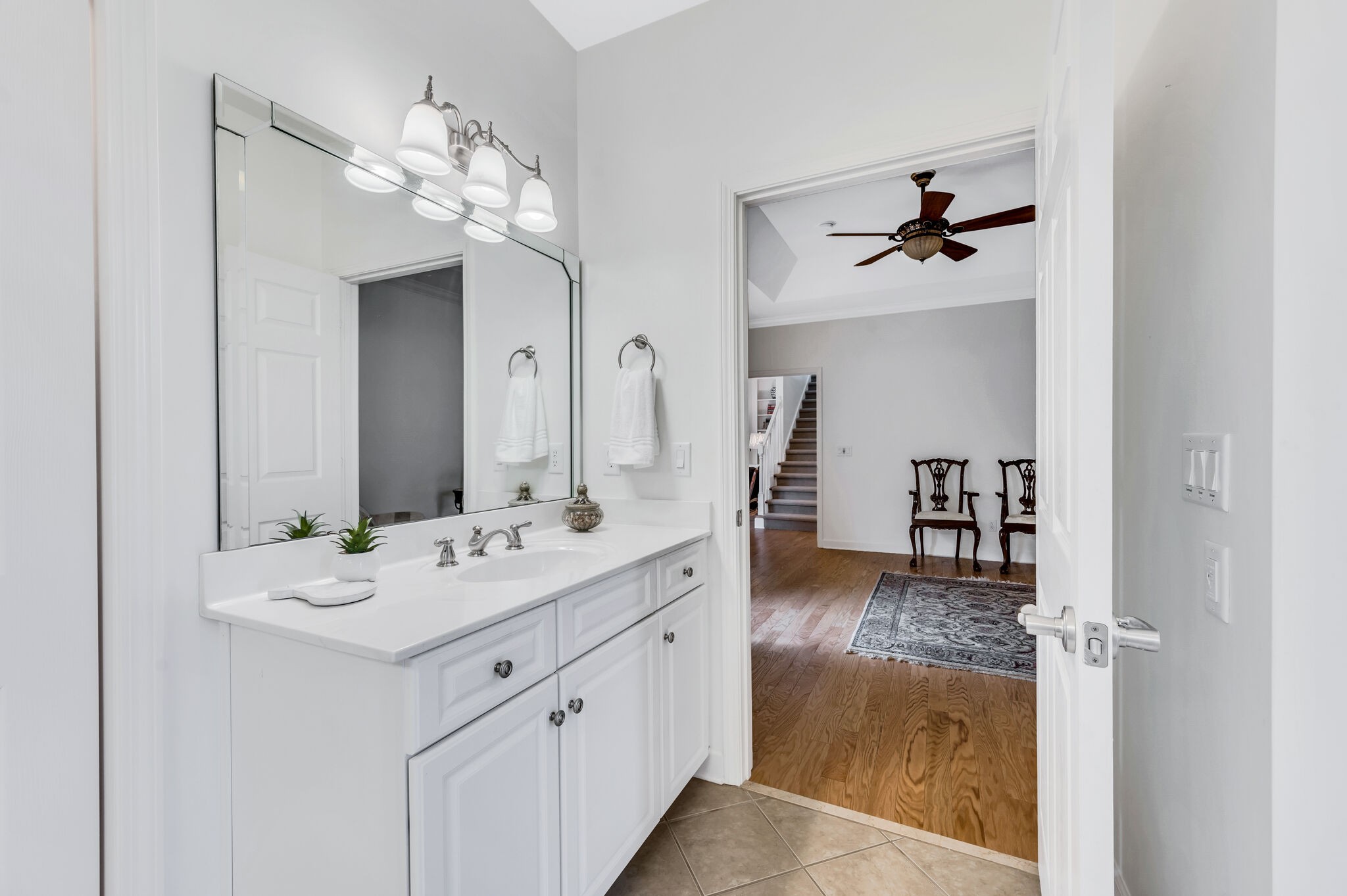 7135 Sunrise Cir