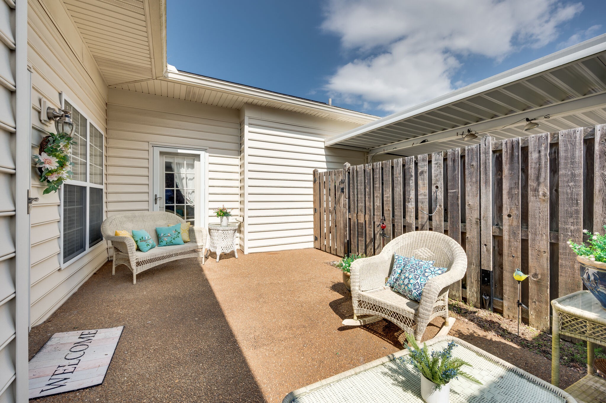 7135 Sunrise Cir