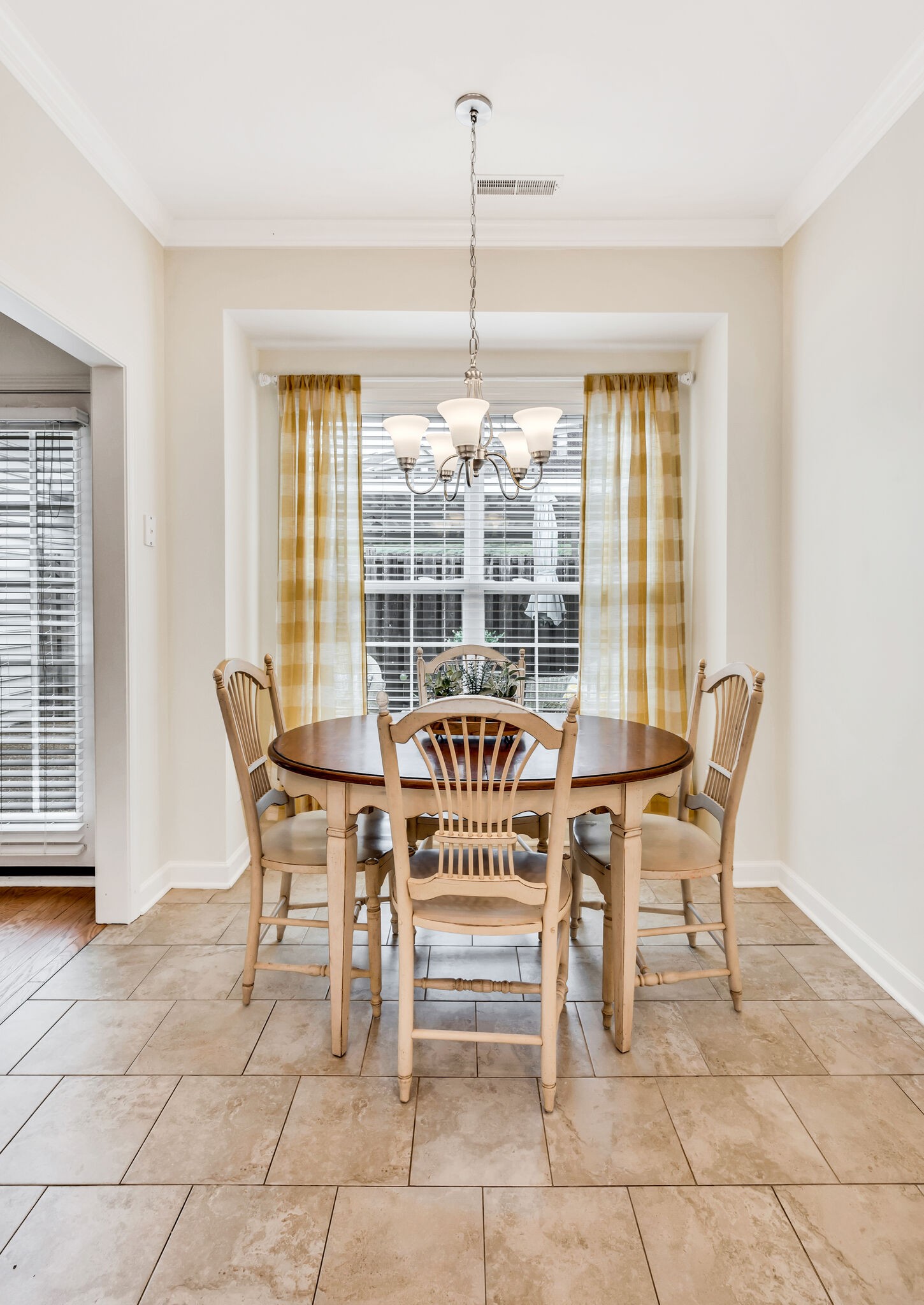 7135 Sunrise Cir