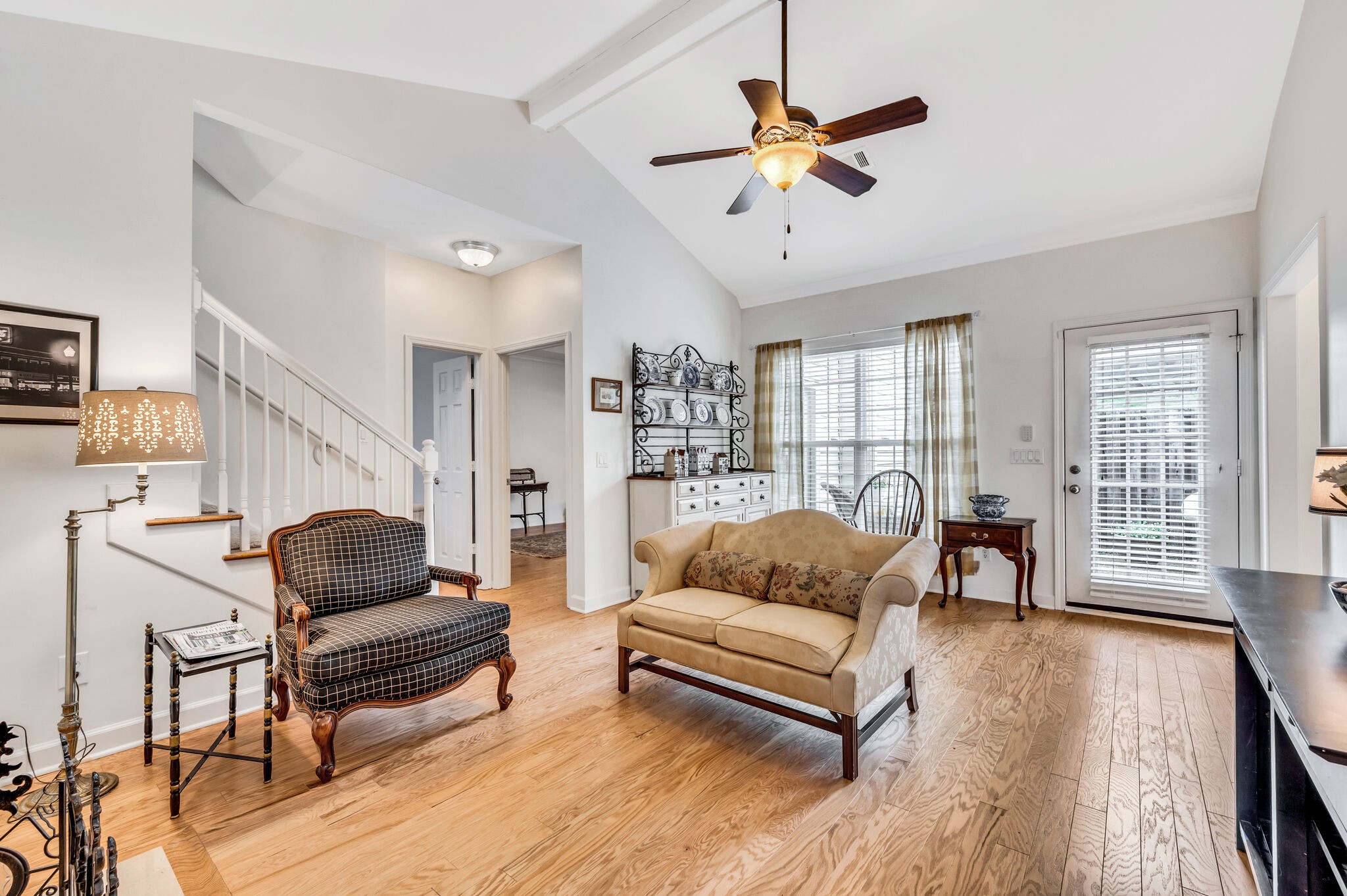 7135 Sunrise Cir