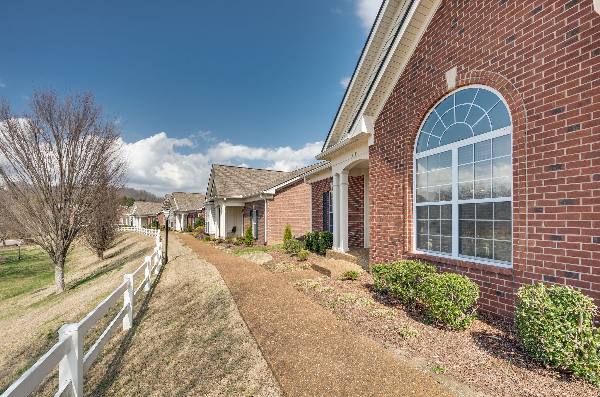 7135 Sunrise Cir