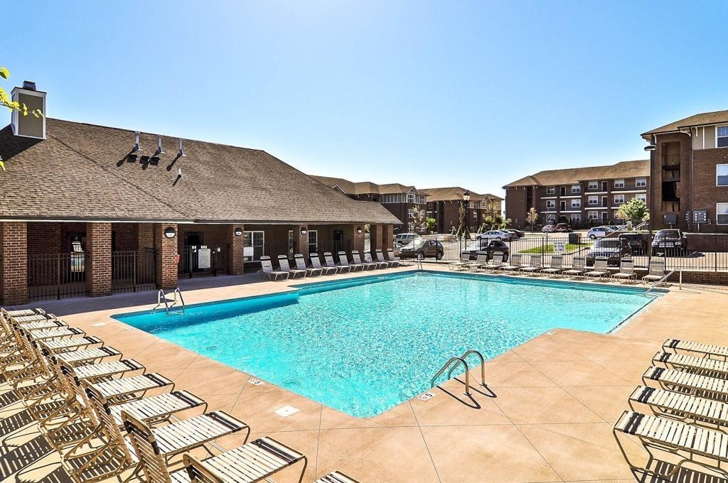 2310 Elliott Ave Unit: 830