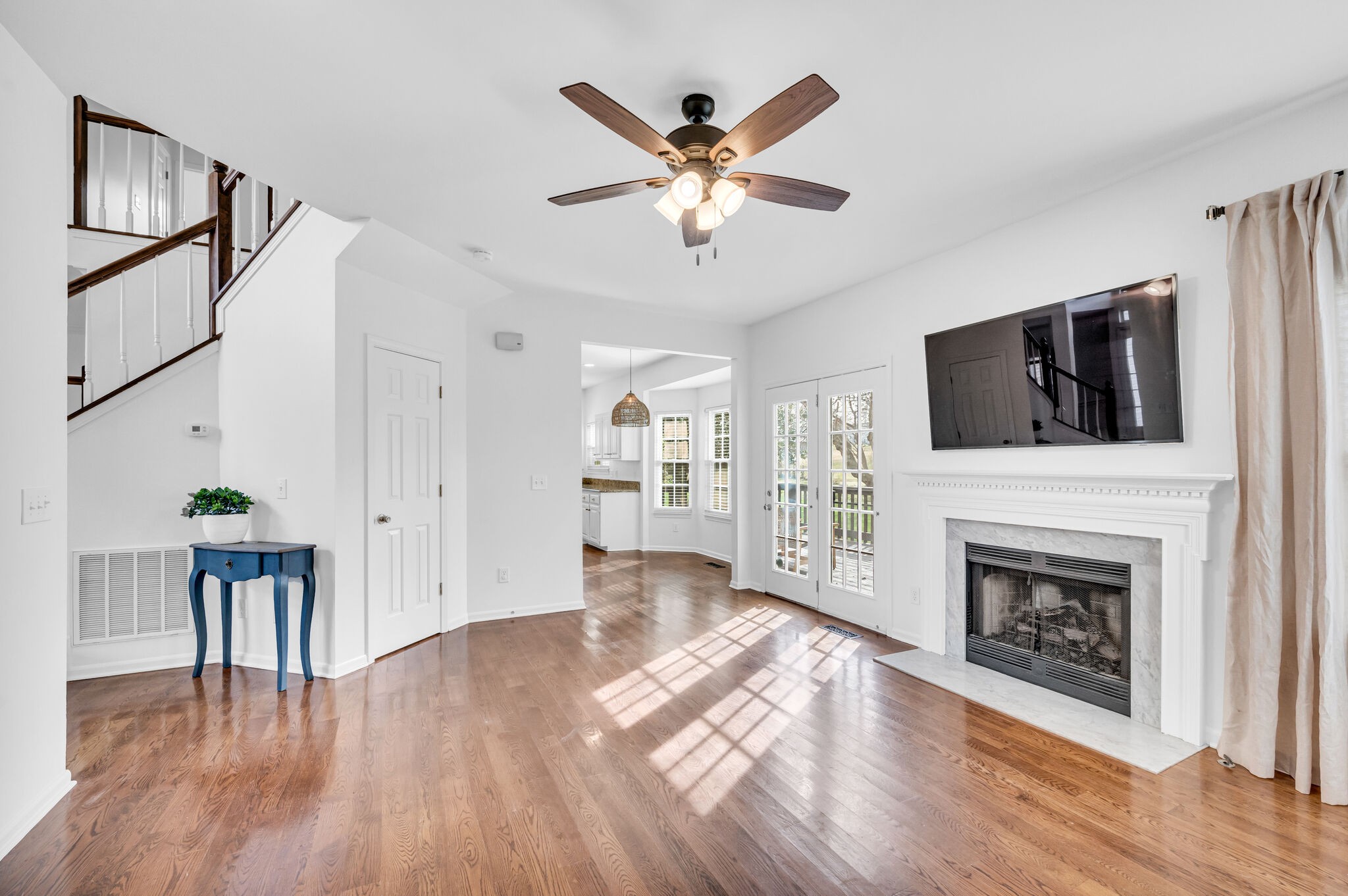 208 Cavalcade Cir