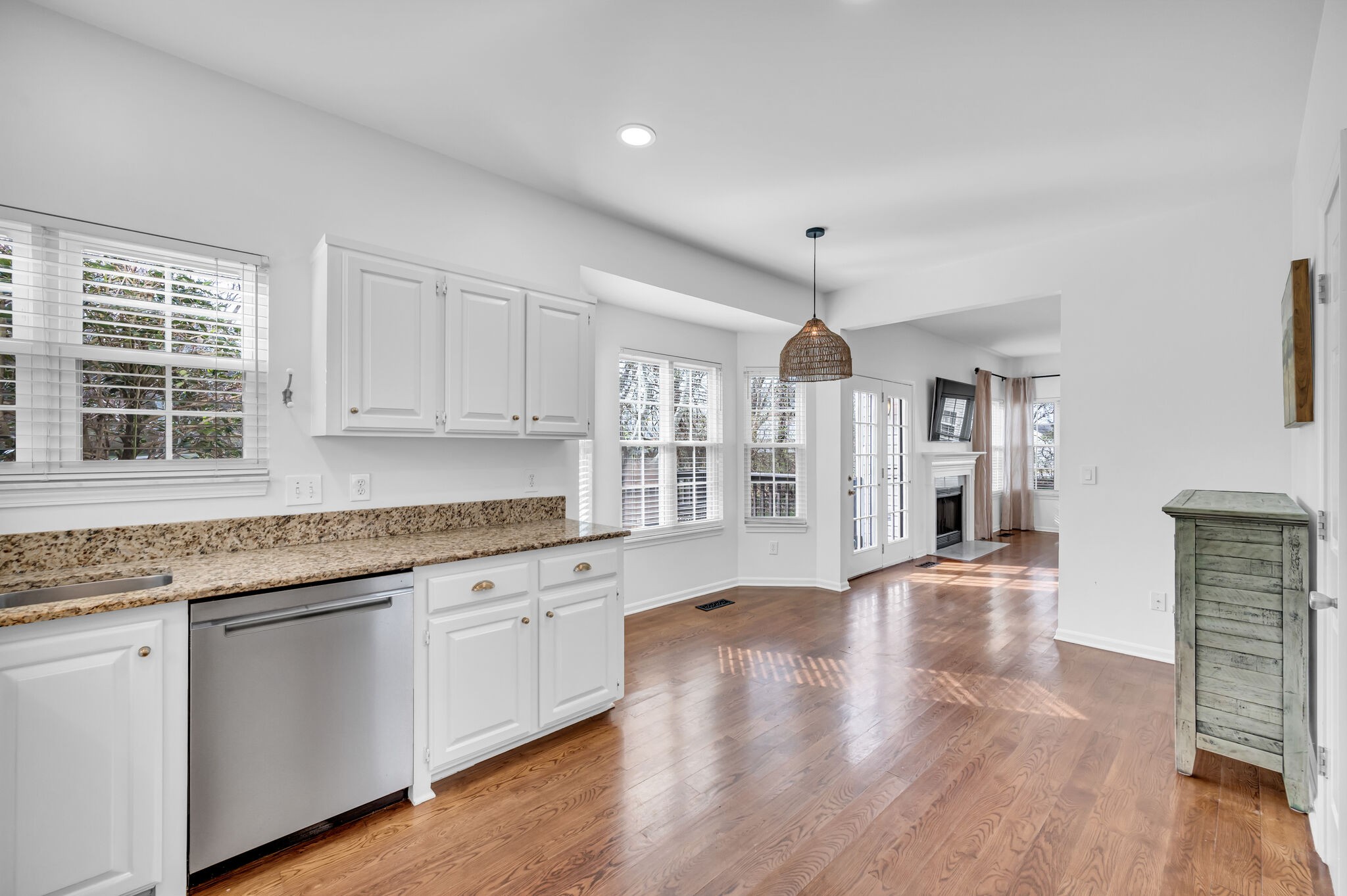 208 Cavalcade Cir