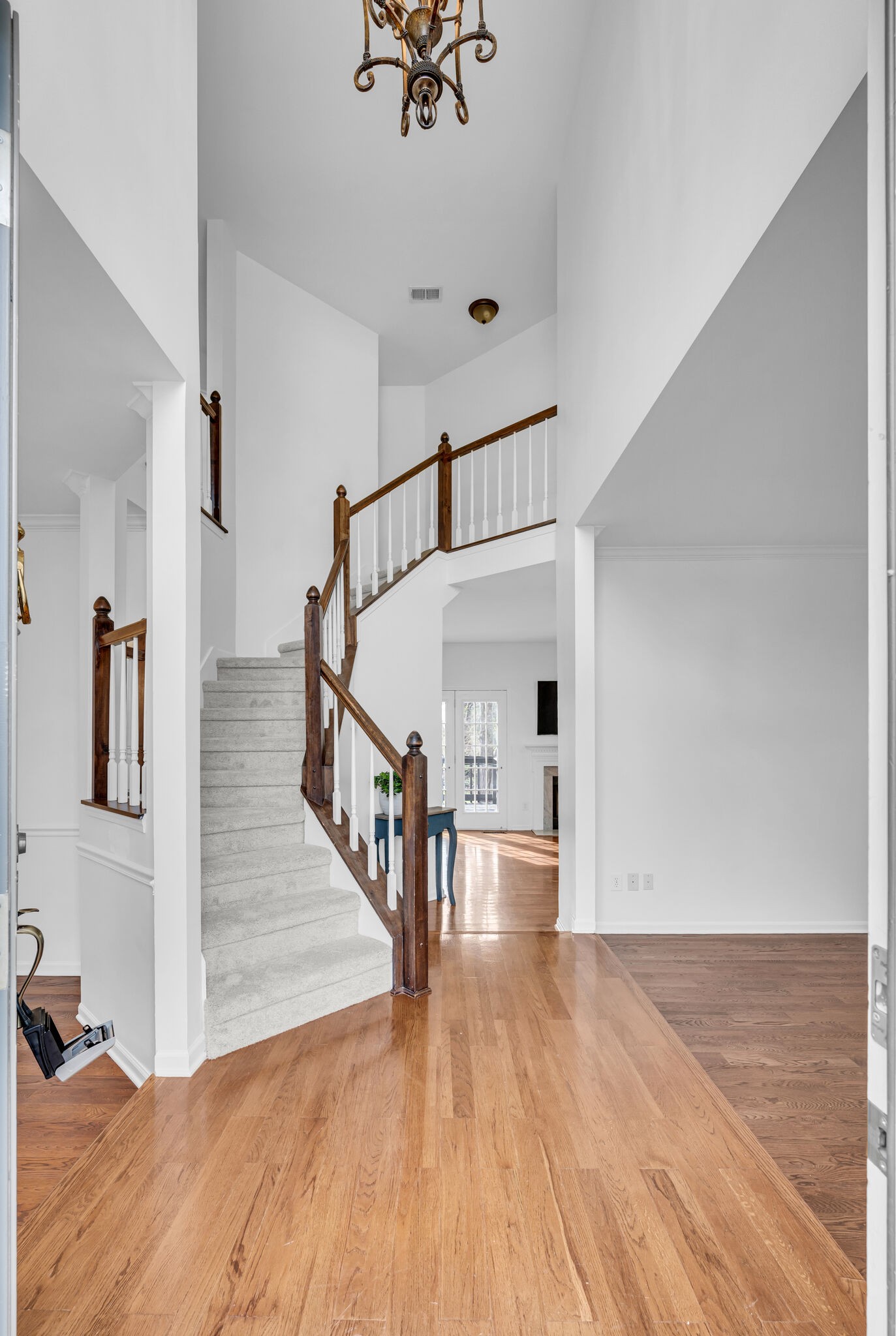 208 Cavalcade Cir