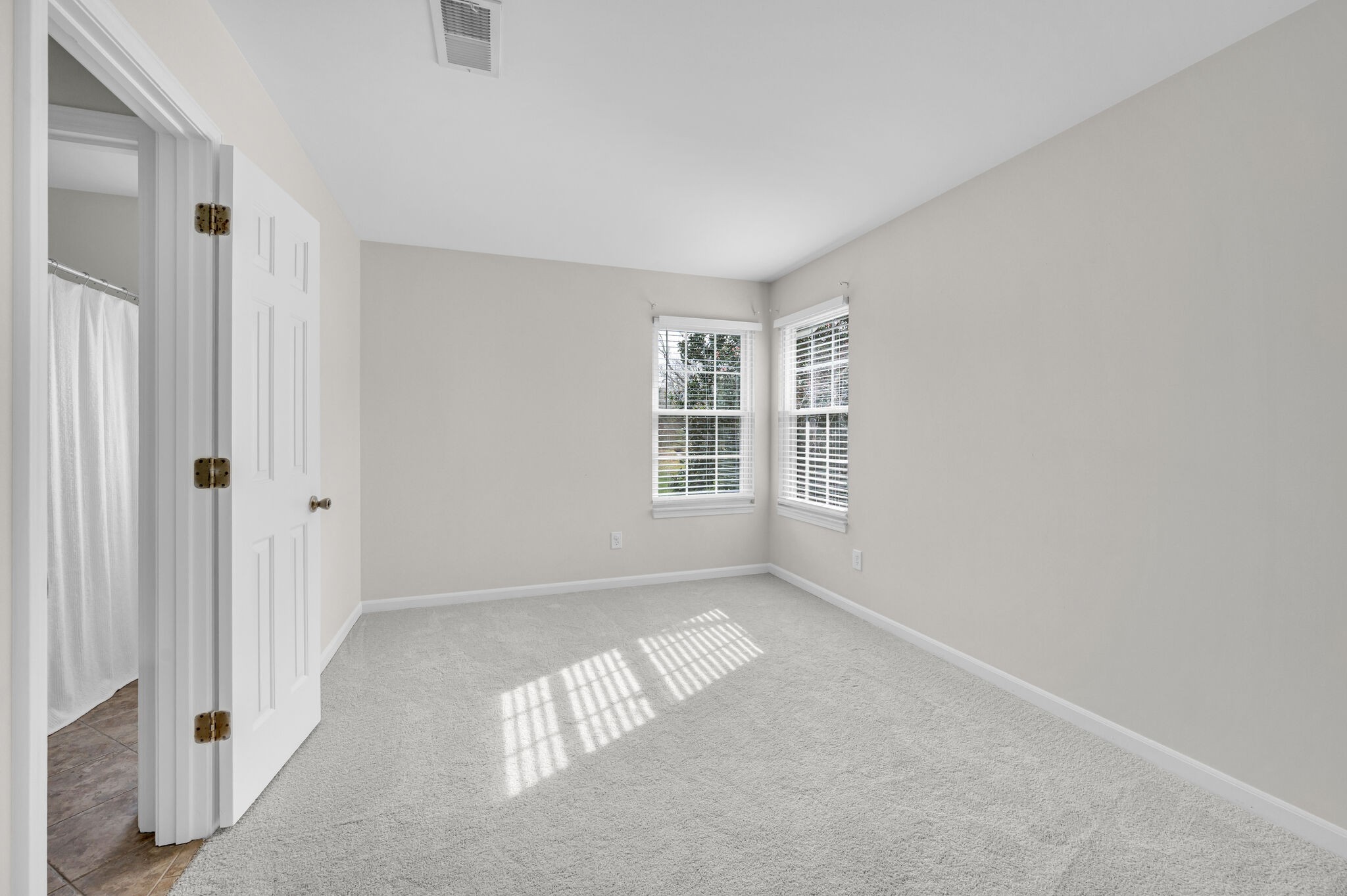 208 Cavalcade Cir