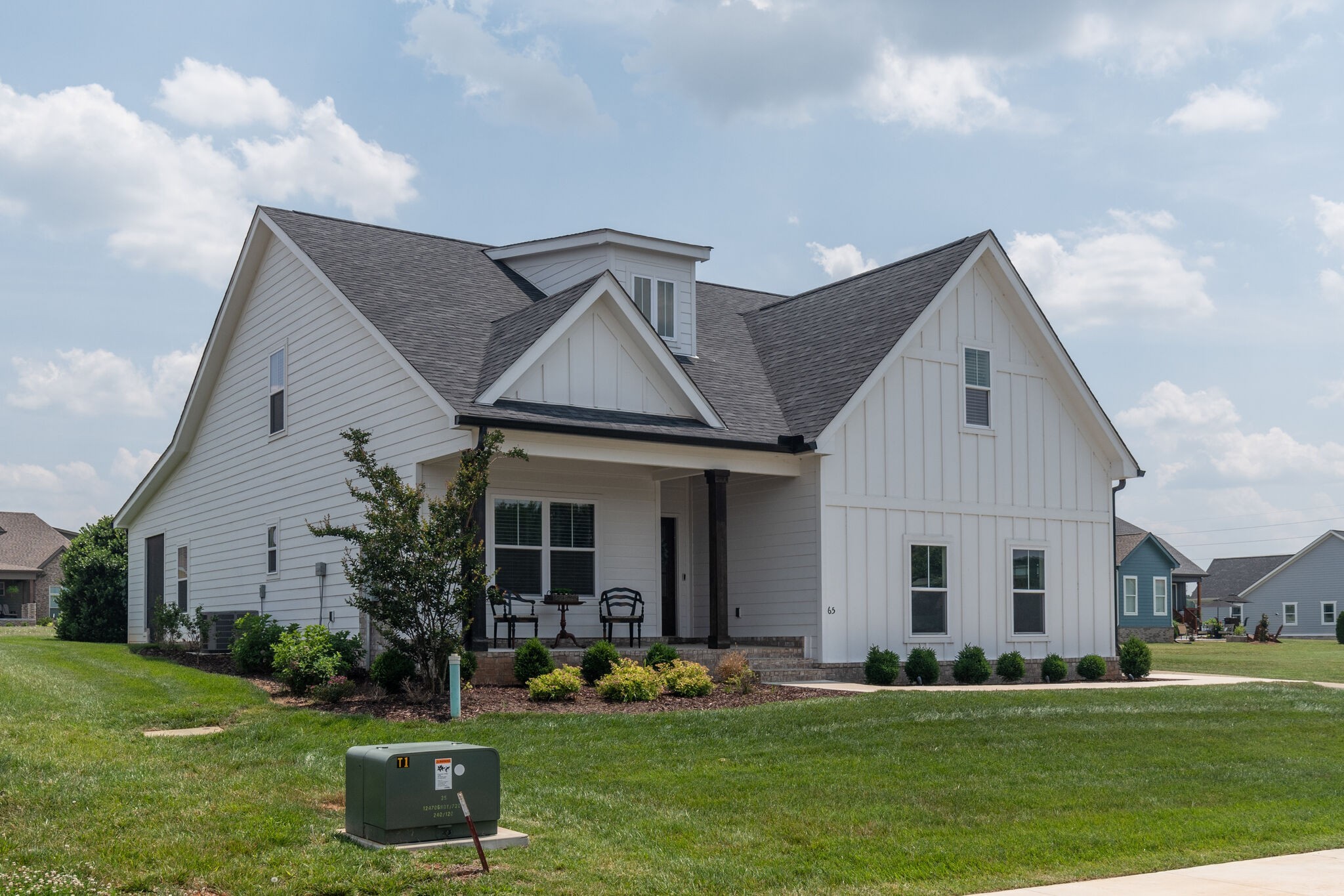 65 Canoe Ct