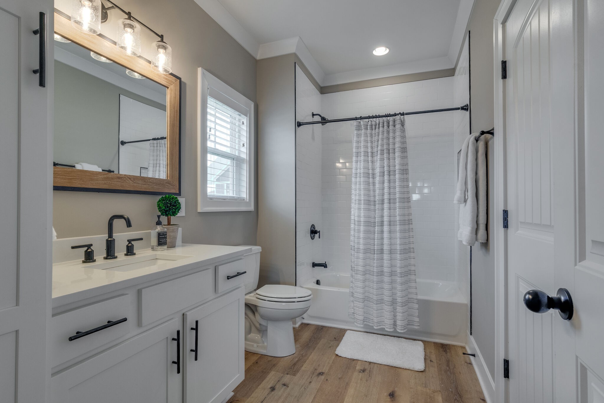 65 Canoe Ct