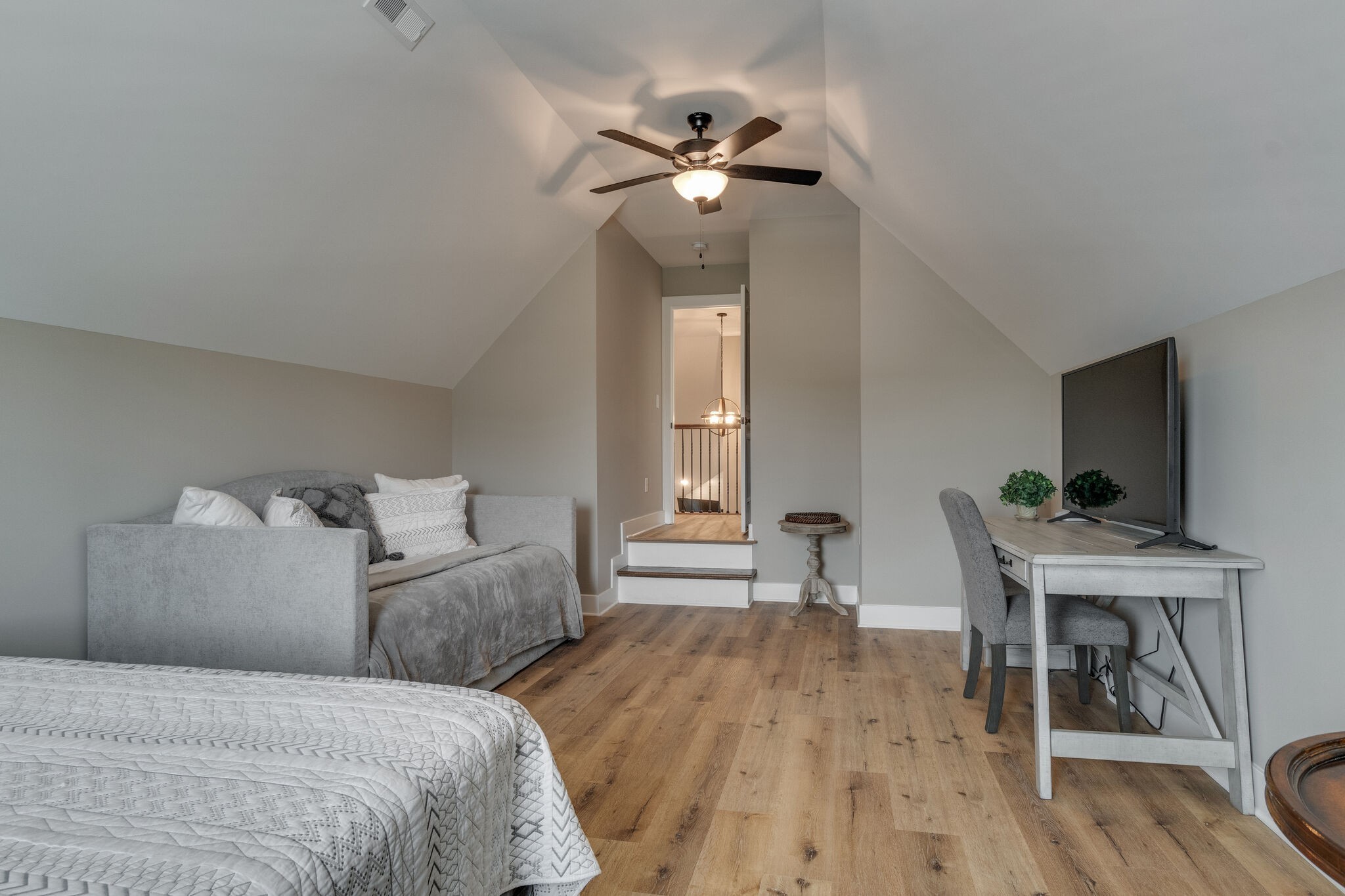 65 Canoe Ct