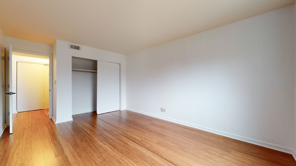 1900 Richard Jones Rd Unit: C110