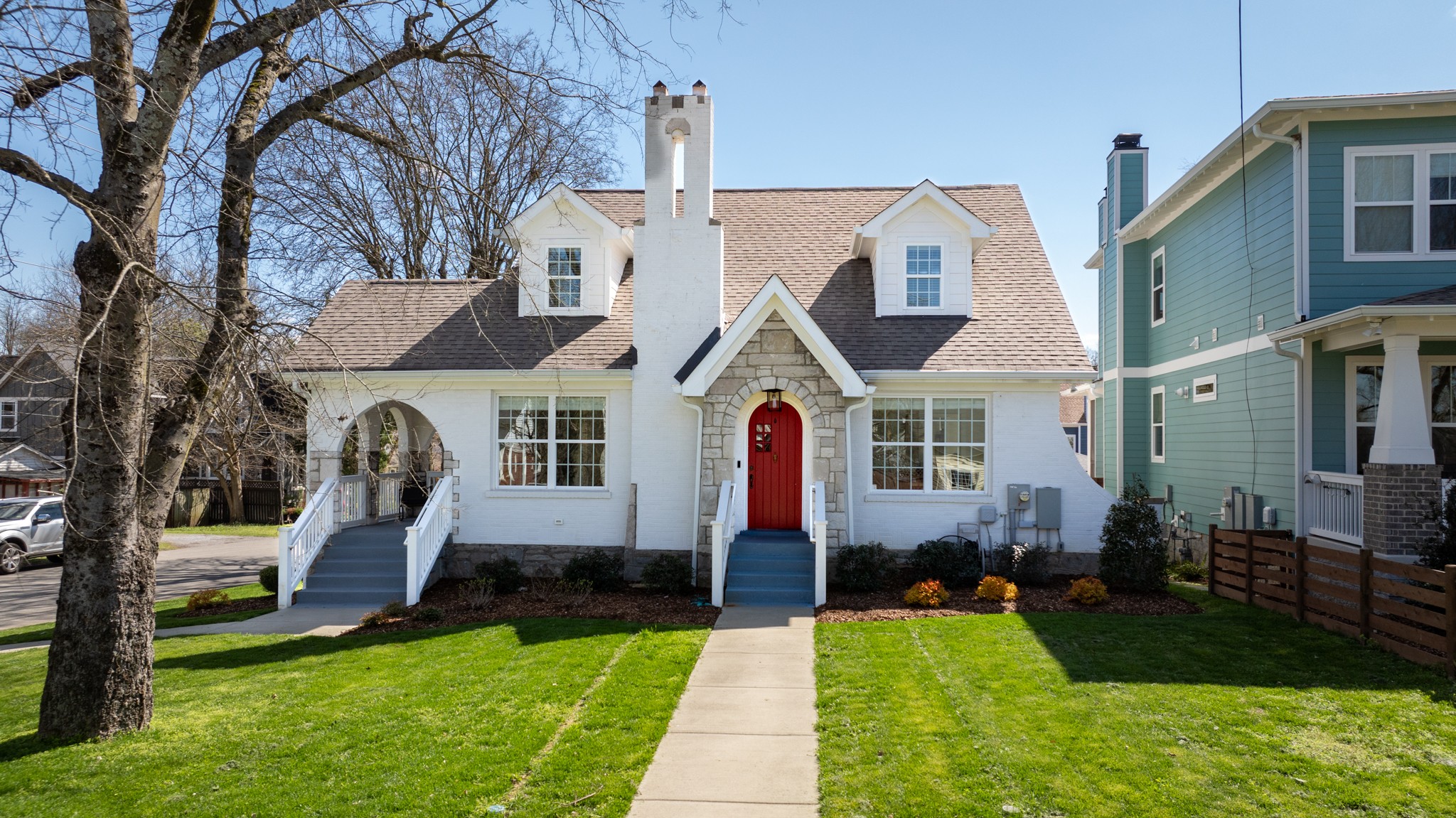 4309 Westlawn Dr
